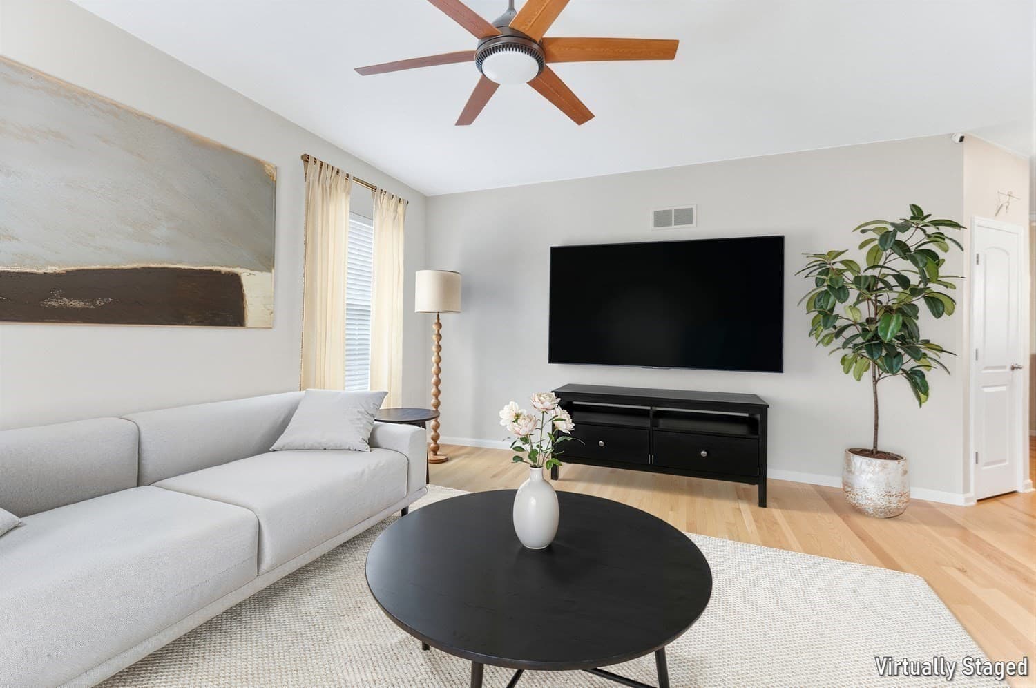Condominium at 30 Summerfield Drive # 30, Uxbridge MA 01569, Uxbridge, photo 4 of 42