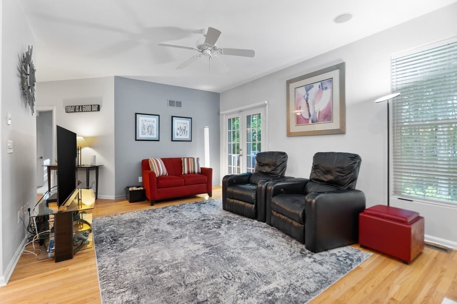 Condominium at 30 Summerfield Drive # 30, Uxbridge MA 01569, Uxbridge, photo 25 of 42