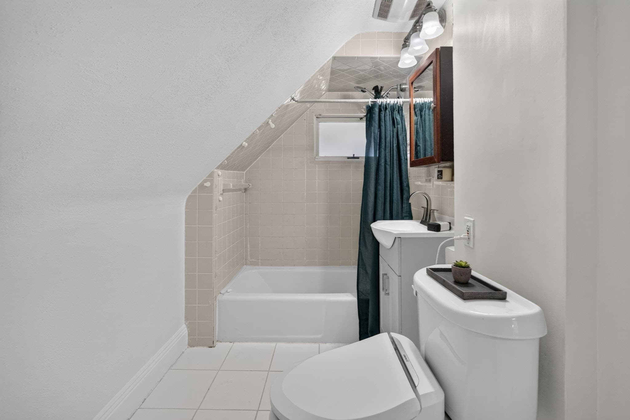 Condominium at 397 Ferry St # 3, Malden MA 02148, Malden, photo 12 of 15