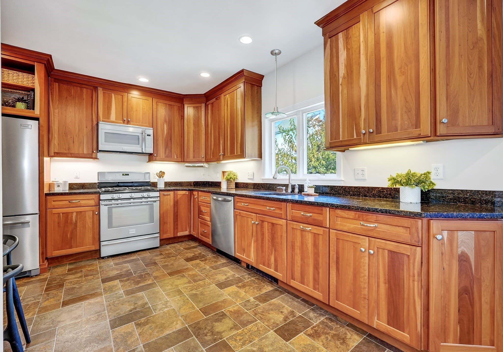 Single Family Residence at 345 Lebanon St, Melrose MA 02176, Melrose, photo 10 of 41