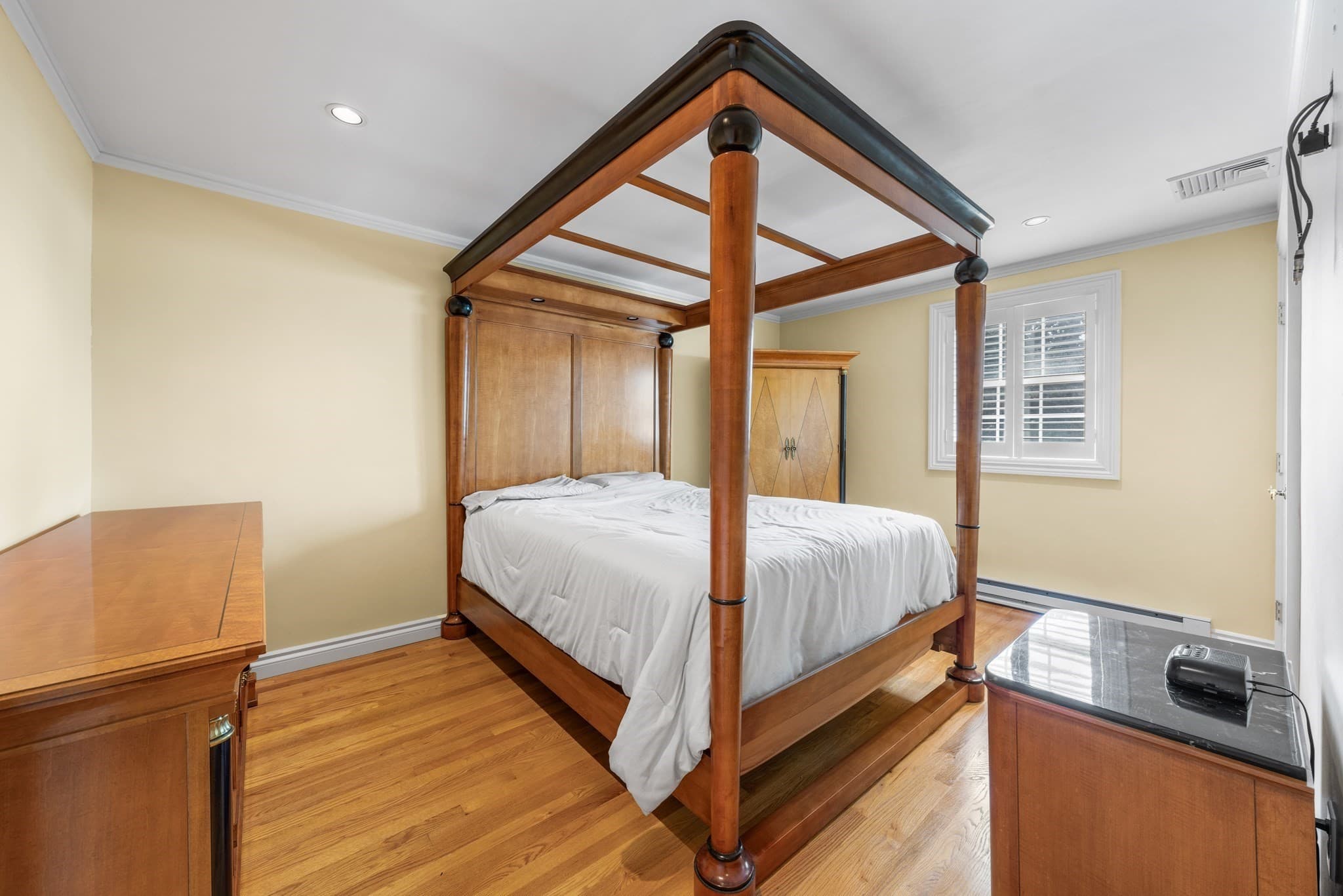 Single Family Residence at 30 Hemenway Road, Swampscott MA 01907, Swampscott, photo 12 of 26