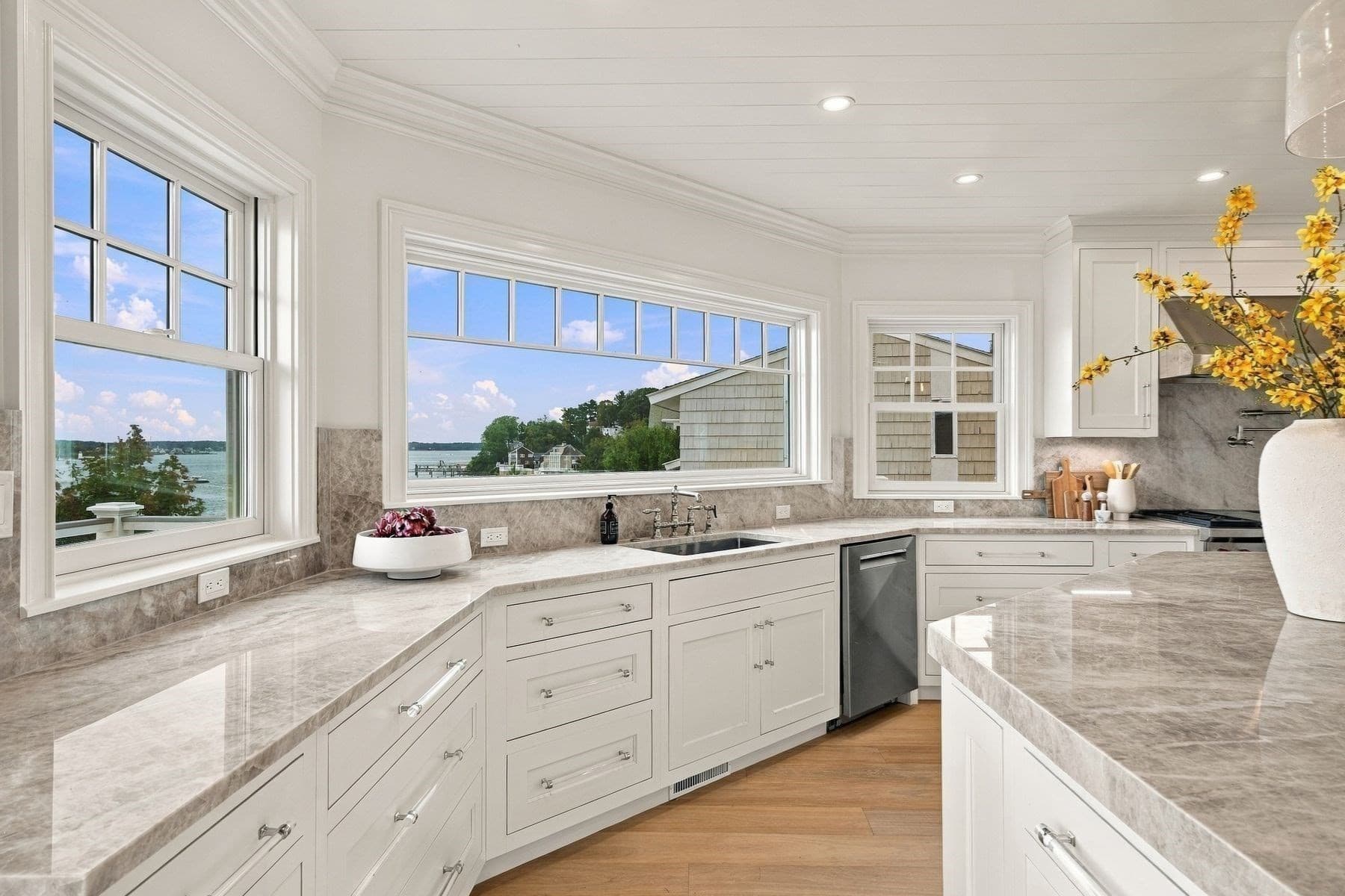 Single Family Residence at 11 Kenneth Road, Marblehead MA 01945, Marblehead, photo 19 of 41