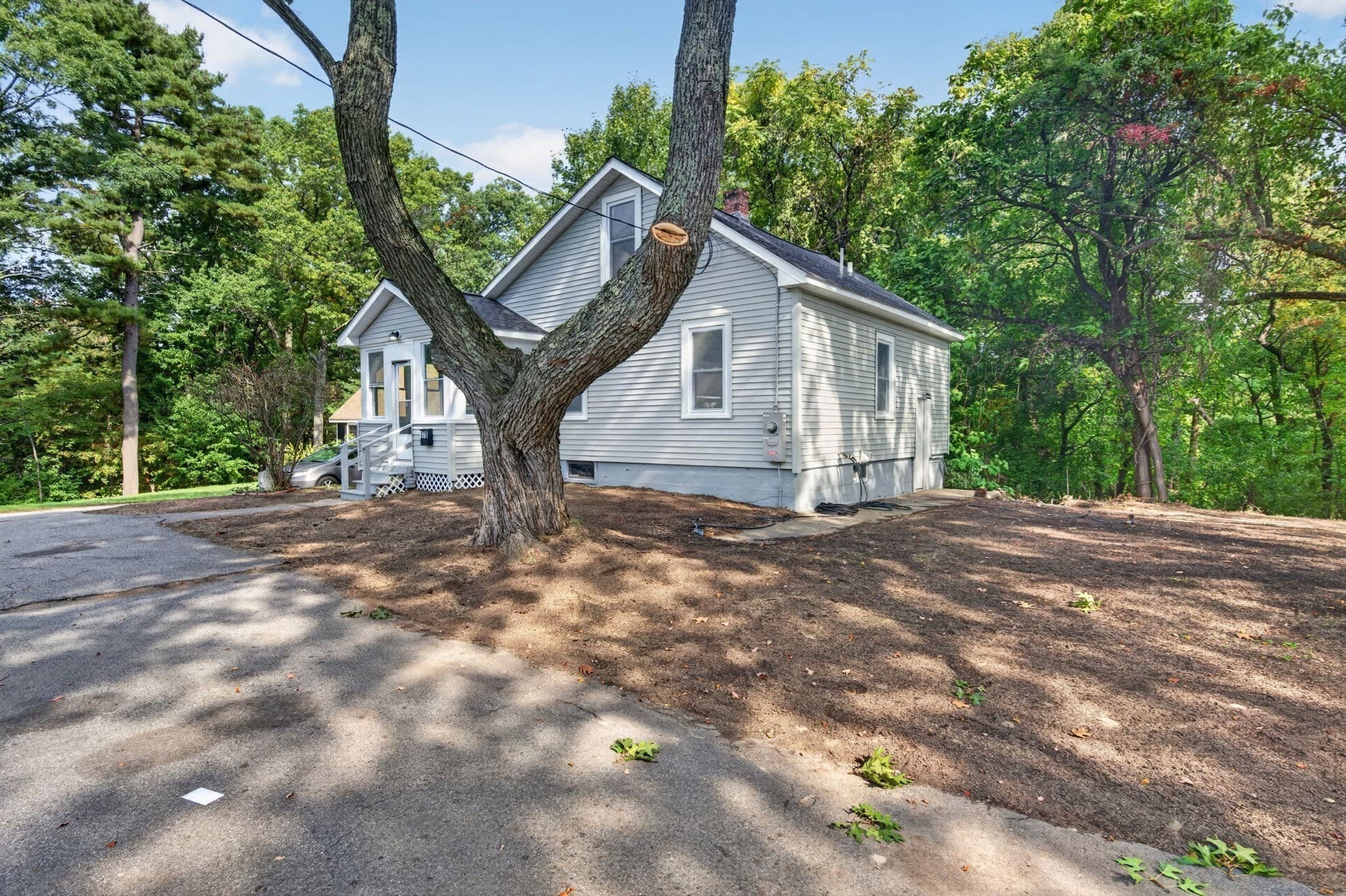Single Family Residence at 17 B St, Chelmsford MA 01824, Chelmsford, photo 27 of 40
