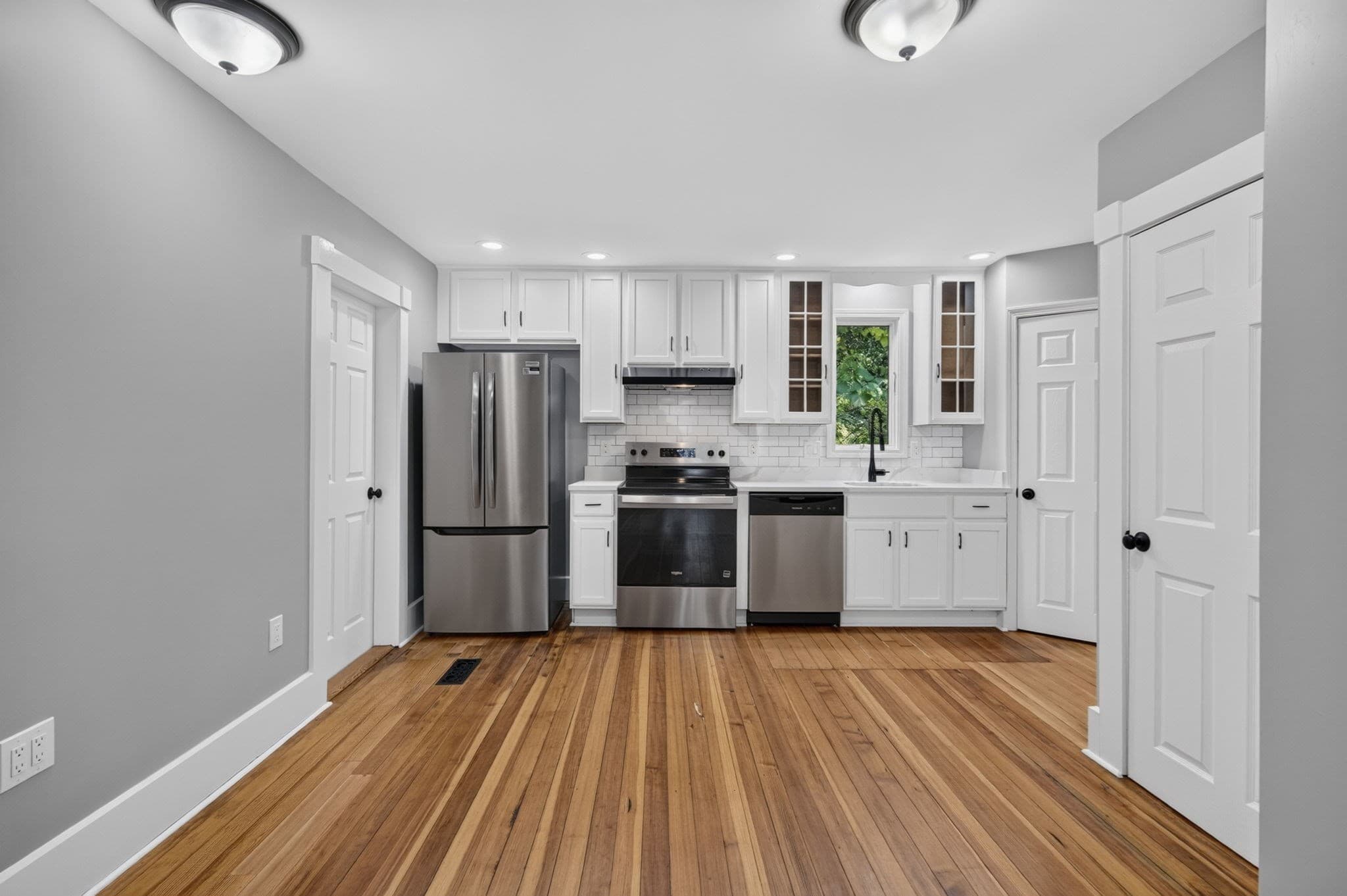 Single Family Residence at 17 B St, Chelmsford MA 01824, Chelmsford, photo 16 of 40