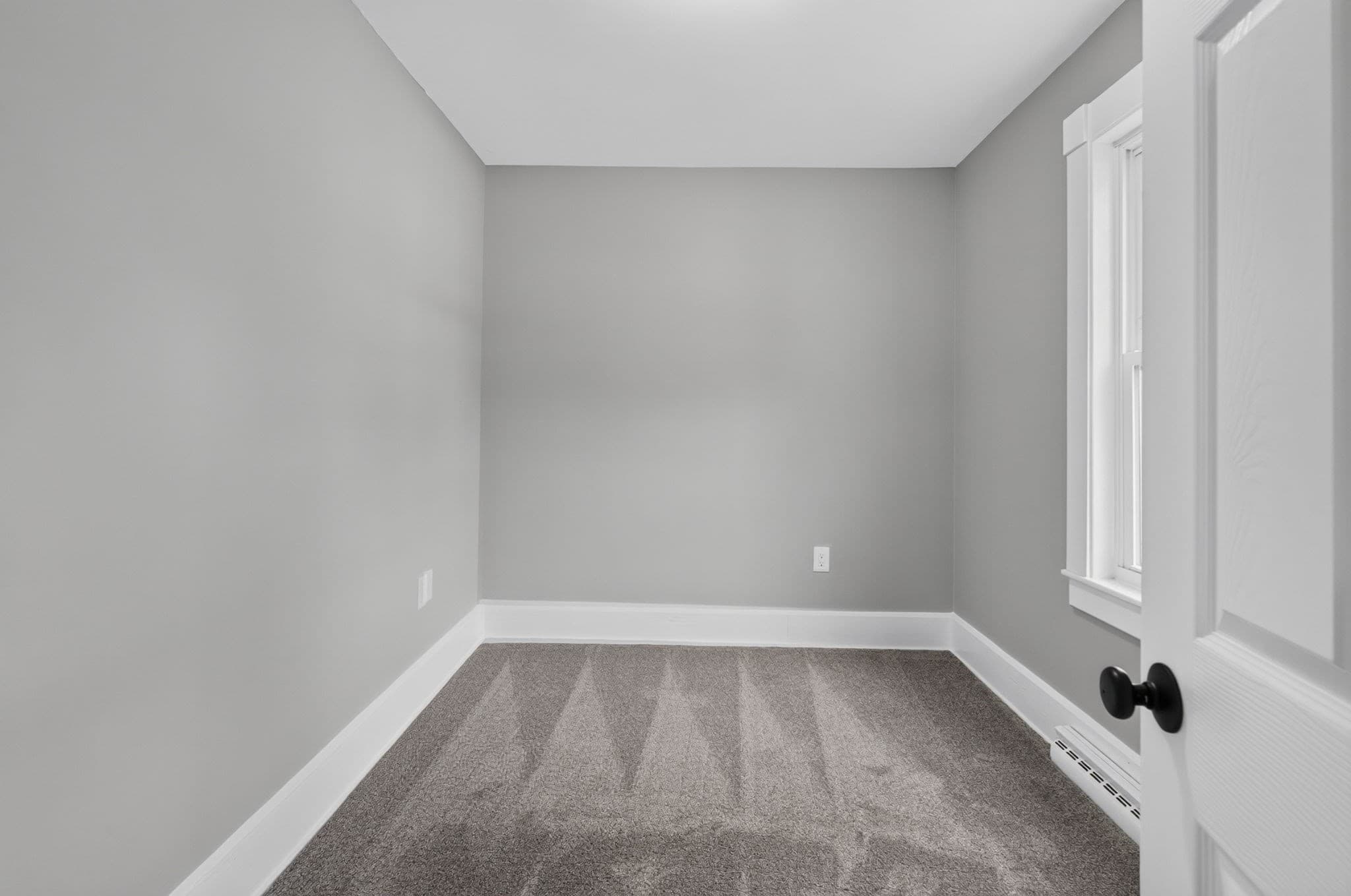 Single Family Residence at 17 B St, Chelmsford MA 01824, Chelmsford, photo 12 of 40