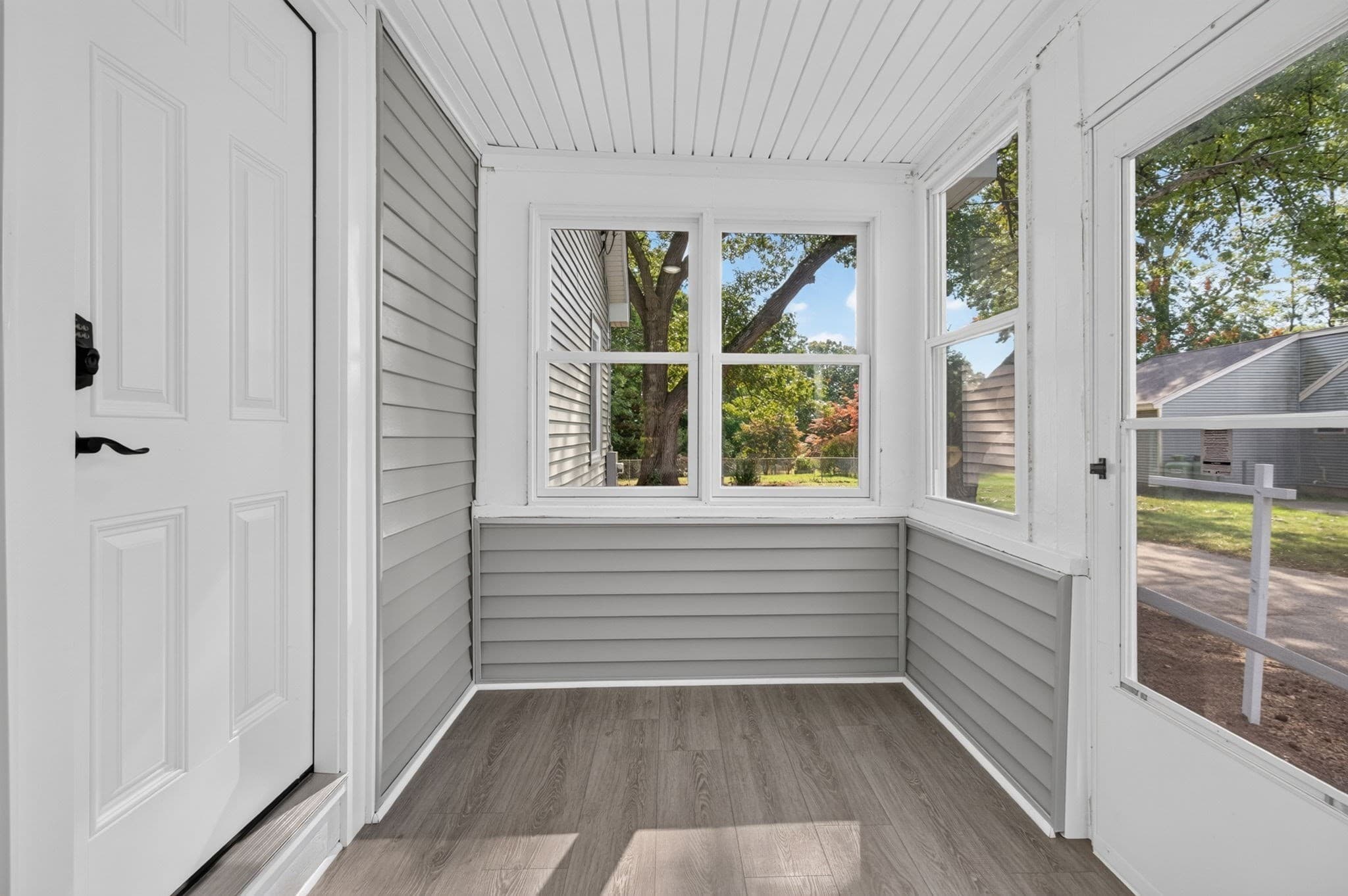Single Family Residence at 17 B St, Chelmsford MA 01824, Chelmsford, photo 5 of 40