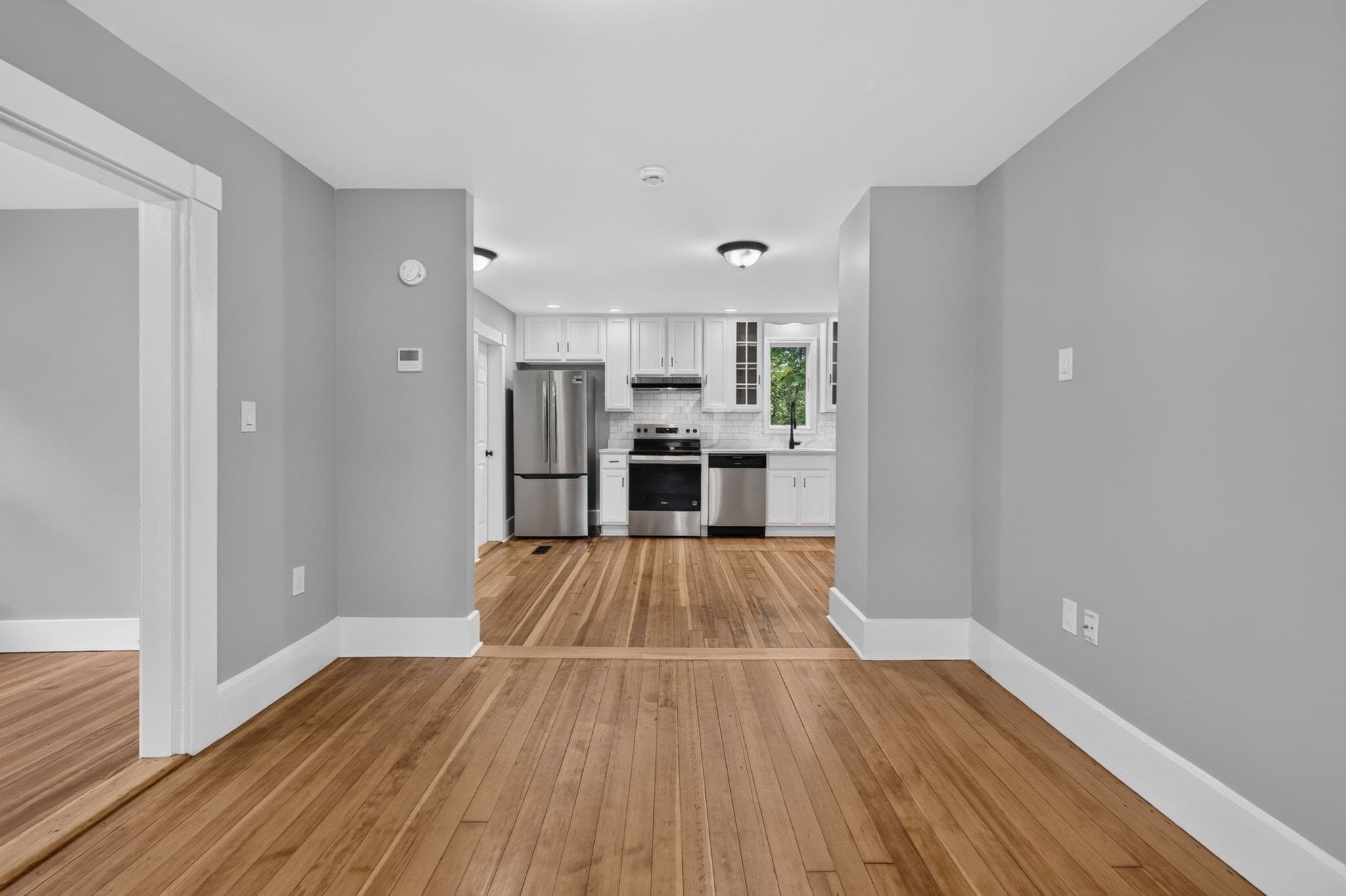 Single Family Residence at 17 B St, Chelmsford MA 01824, Chelmsford, photo 10 of 40