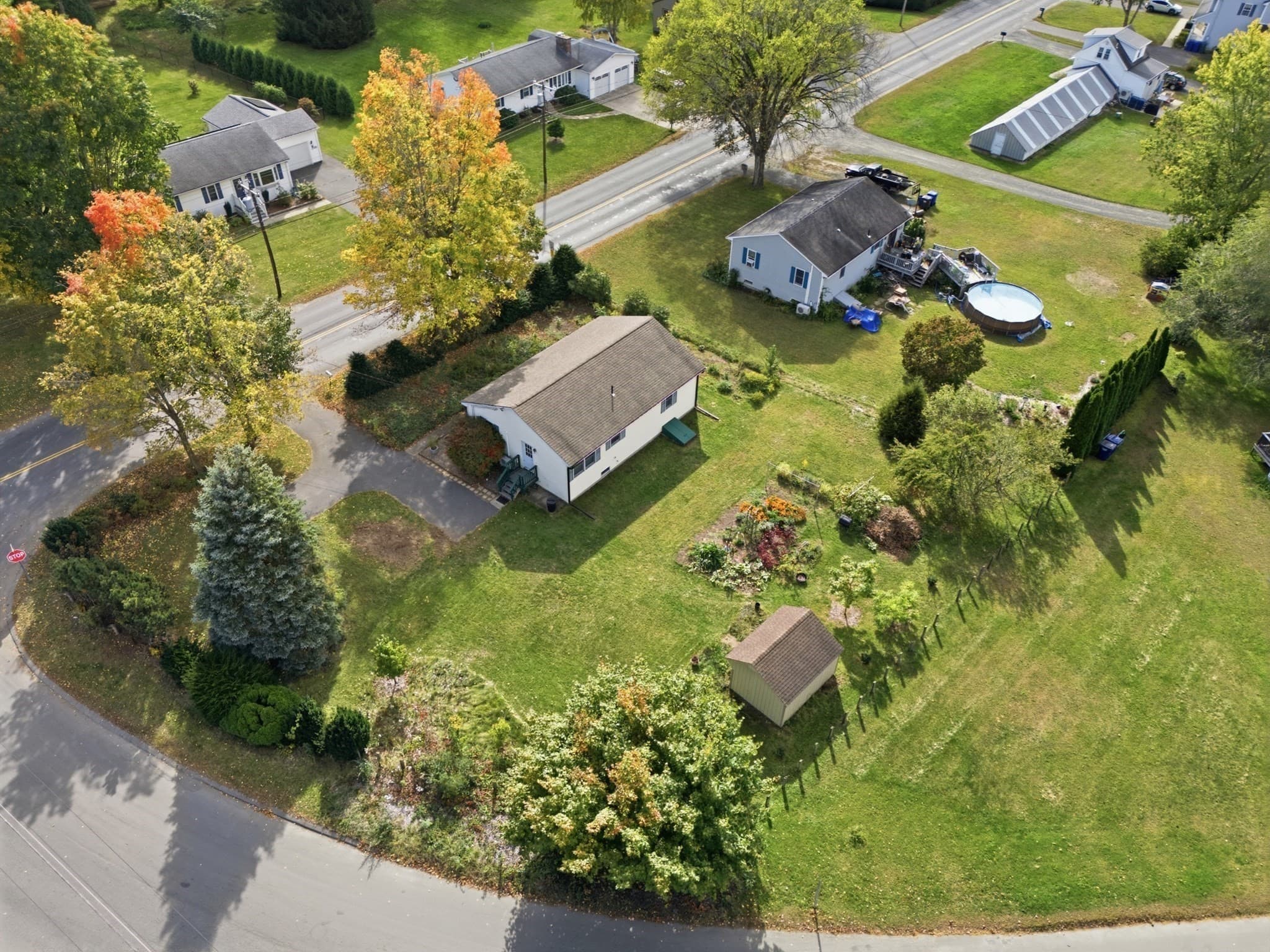 165 Ferry St, Easthampton MA 01027