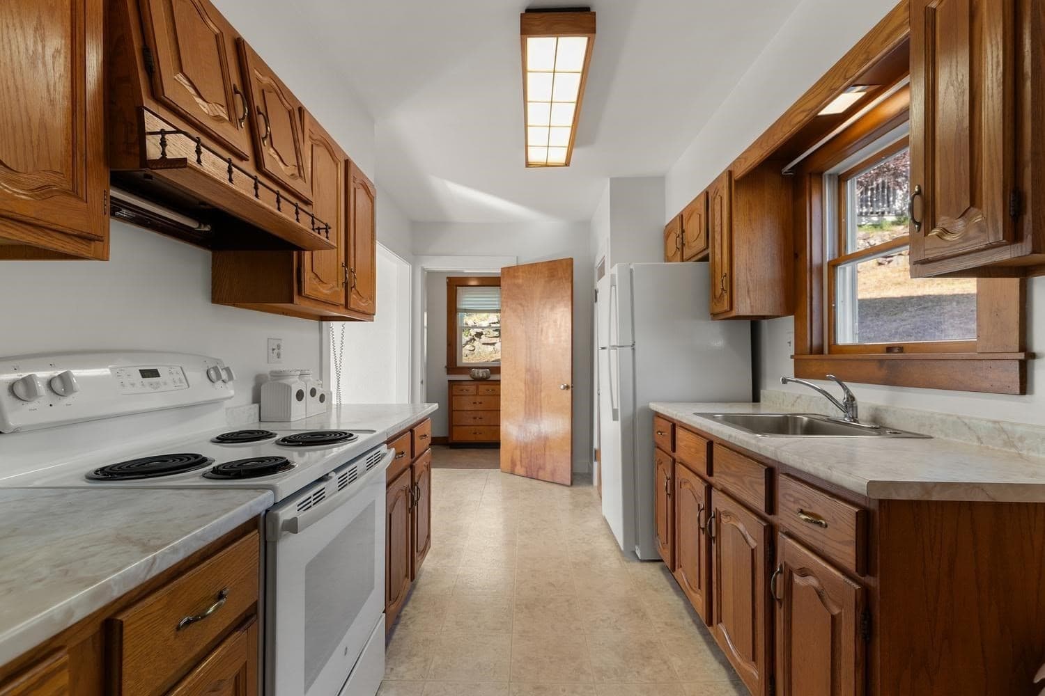 Single Family Residence at 34 Oakland Ave, Lynn MA 01905, Lynn, photo 17 of 37