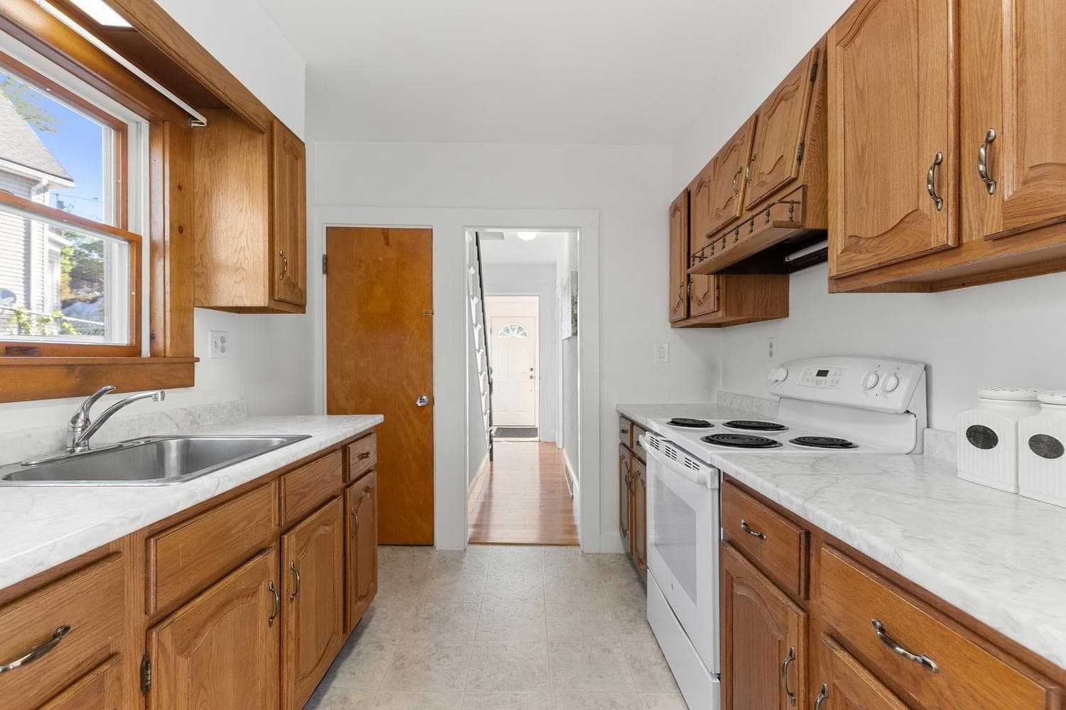 Single Family Residence at 34 Oakland Ave, Lynn MA 01905, Lynn, photo 16 of 37