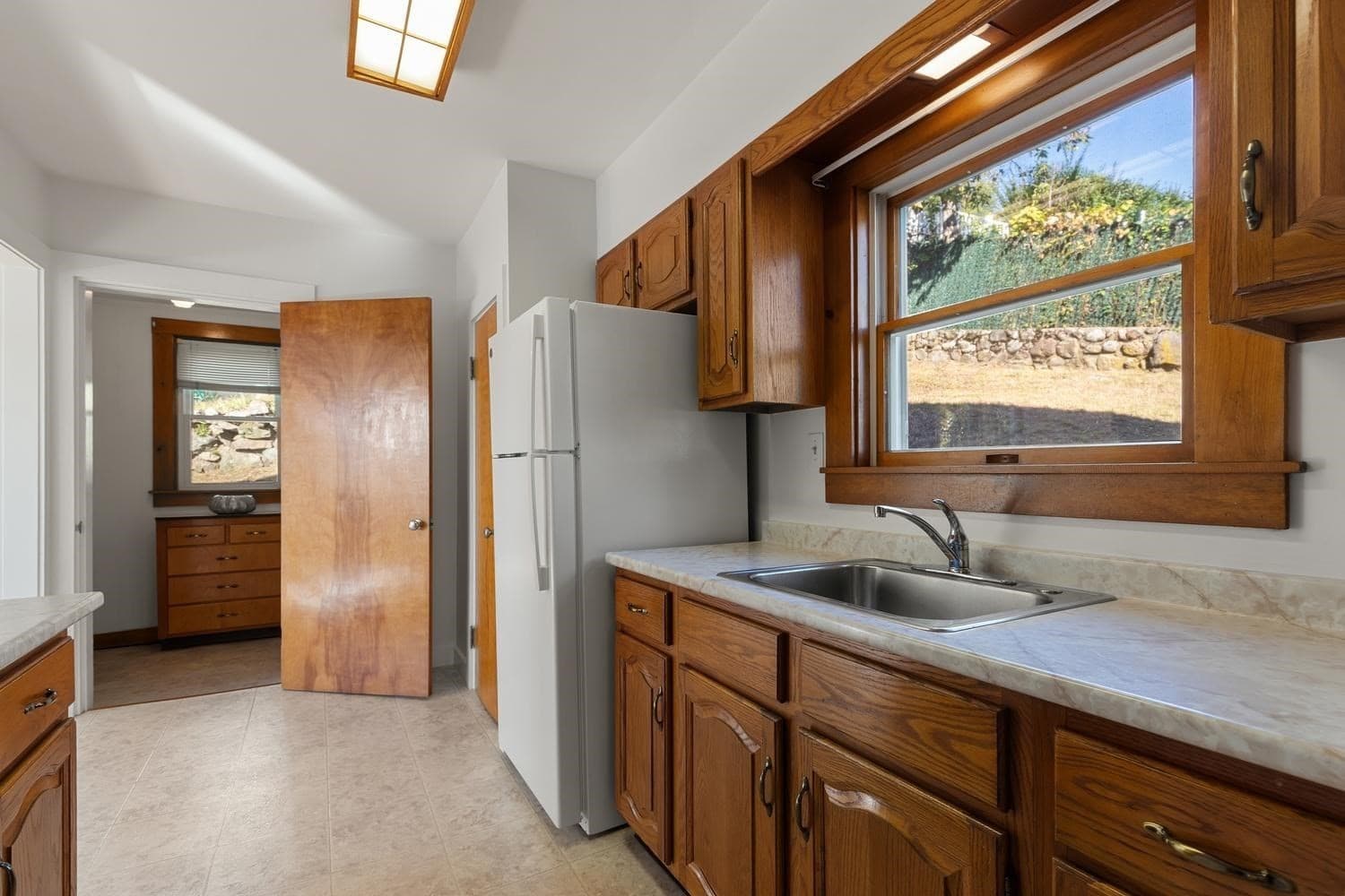 Single Family Residence at 34 Oakland Ave, Lynn MA 01905, Lynn, photo 18 of 37