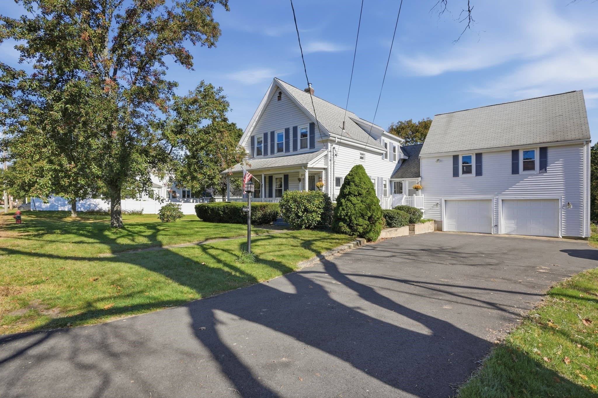 Single Family Residence at 170 Park Ave, Bridgewater MA 02324, Bridgewater, photo 2 of 39