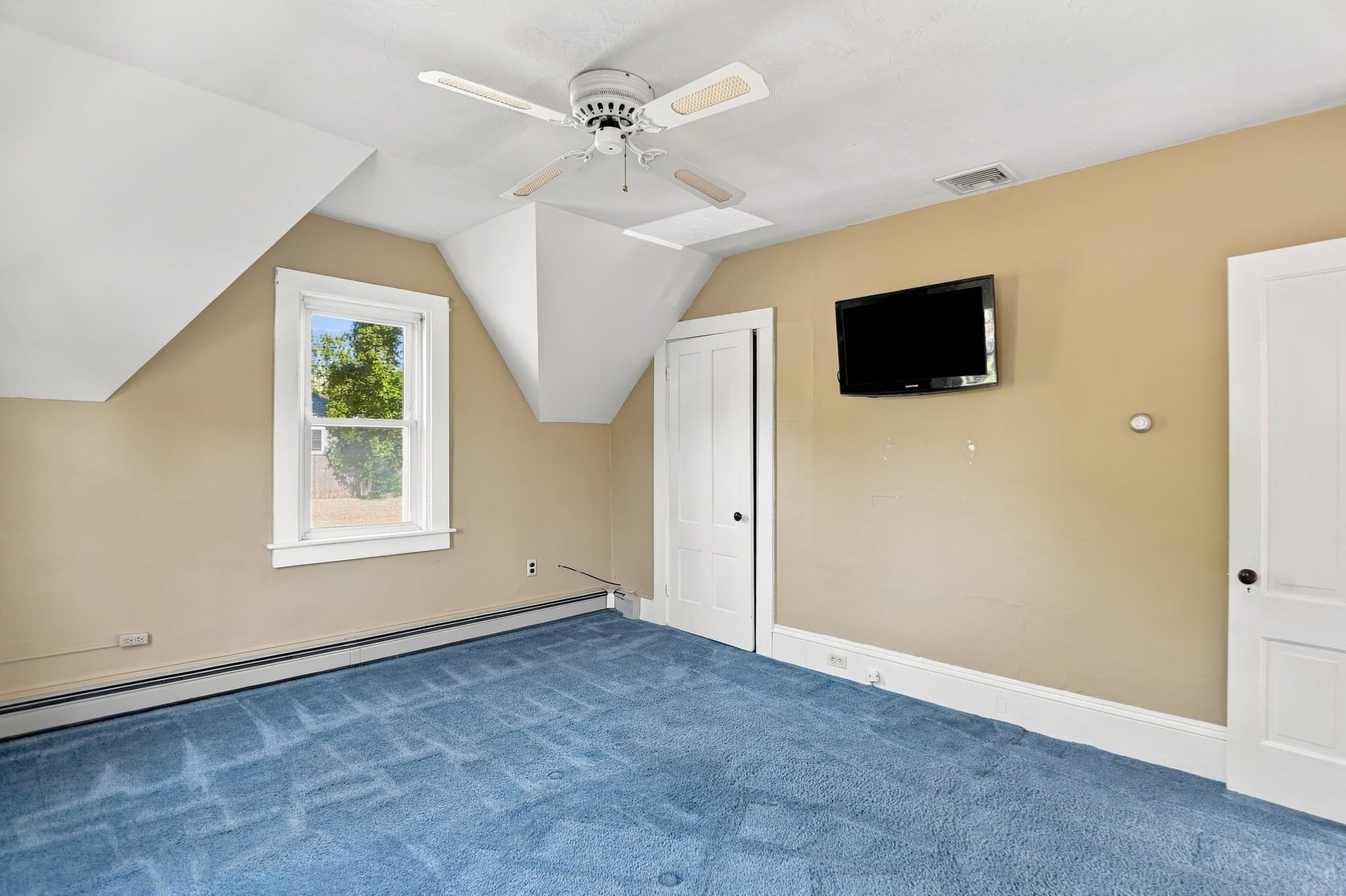 Single Family Residence at 170 Park Ave, Bridgewater MA 02324, Bridgewater, photo 18 of 39
