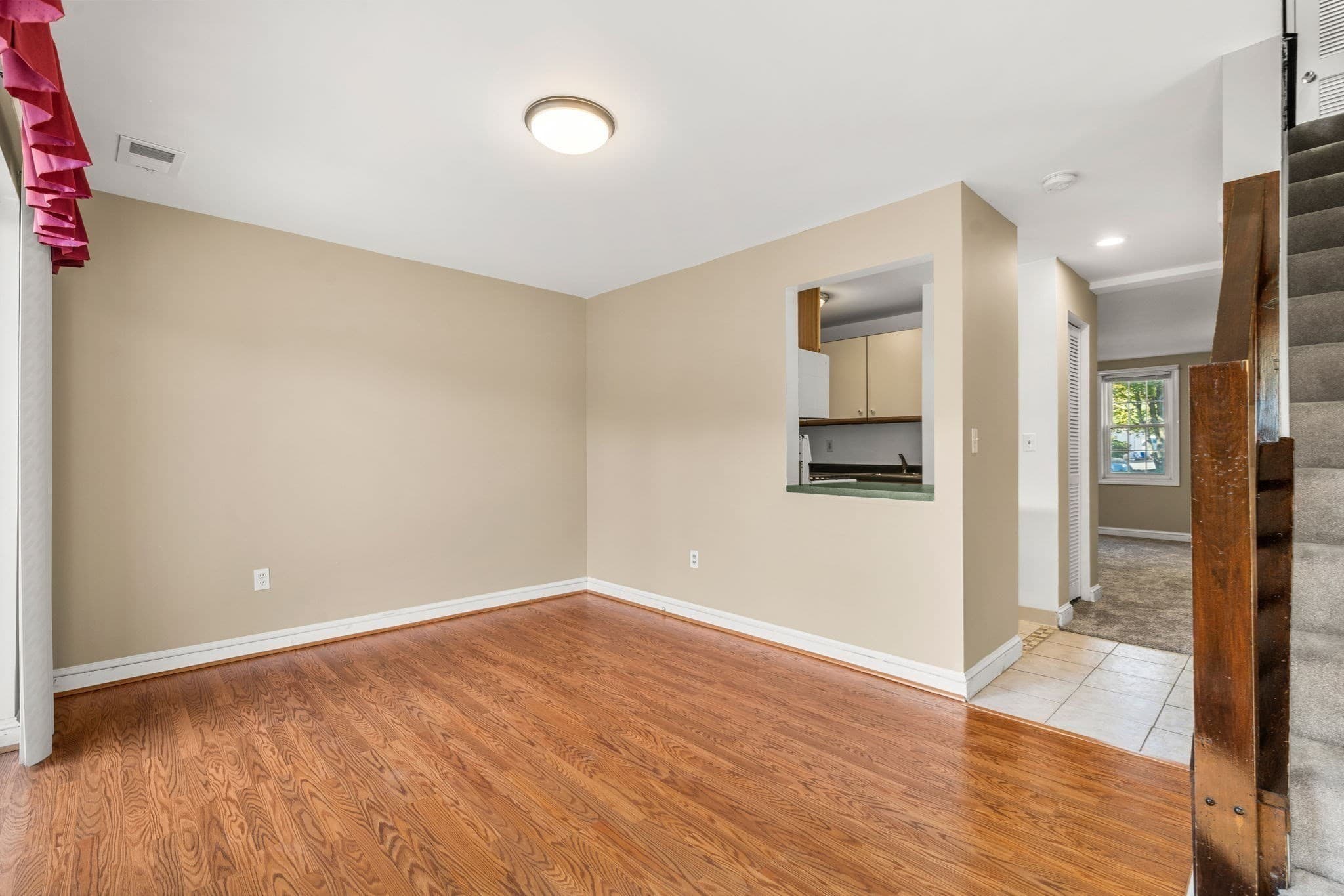 Condominium at 52 Warren St # 8, Peabody MA 01960, Peabody, photo 9 of 18