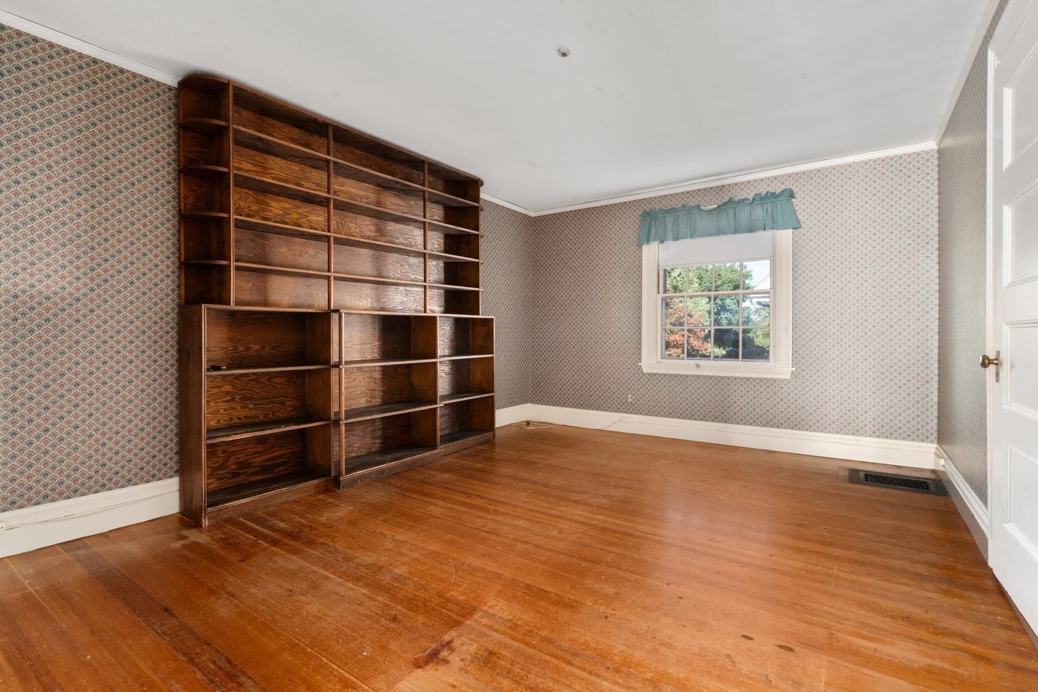 Single Family Residence at 309 Buckminster Rd, Brookline MA 02445, Brookline, photo 12 of 15
