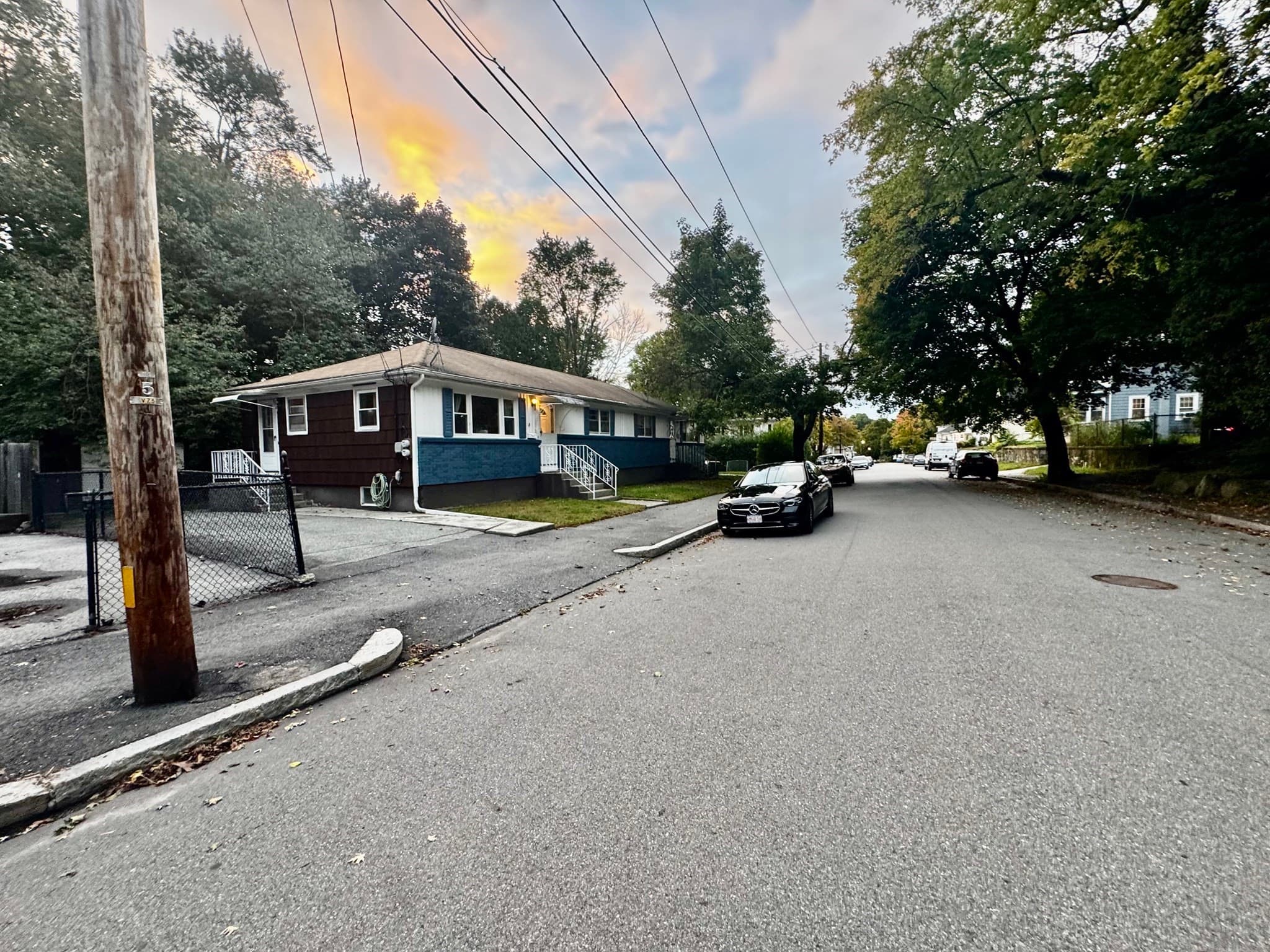 Single Family Residence at 40 Harald St, Worcester MA 01604, Worcester, photo 3 of 24