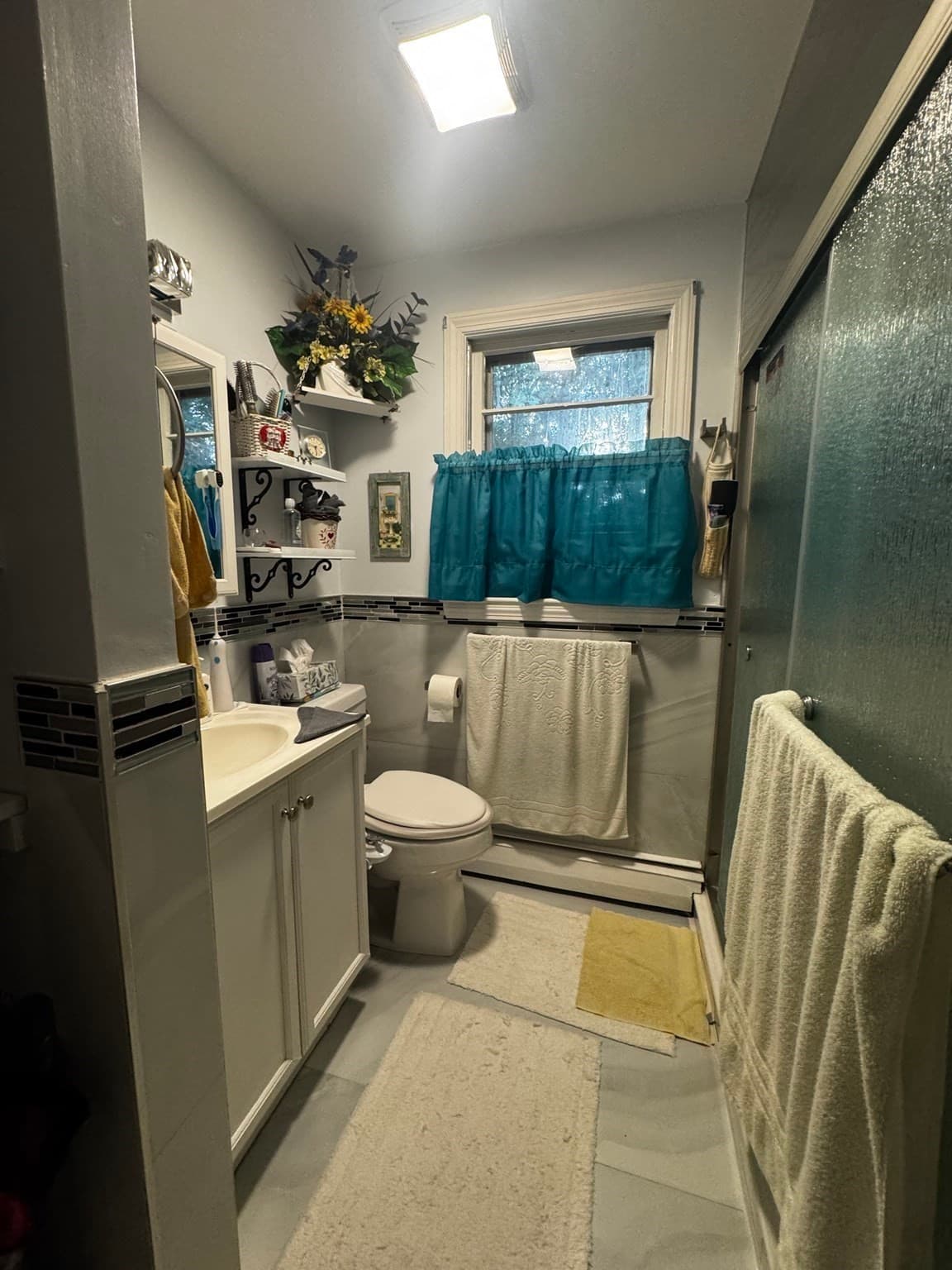 Single Family Residence at 40 Harald St, Worcester MA 01604, Worcester, photo 9 of 24