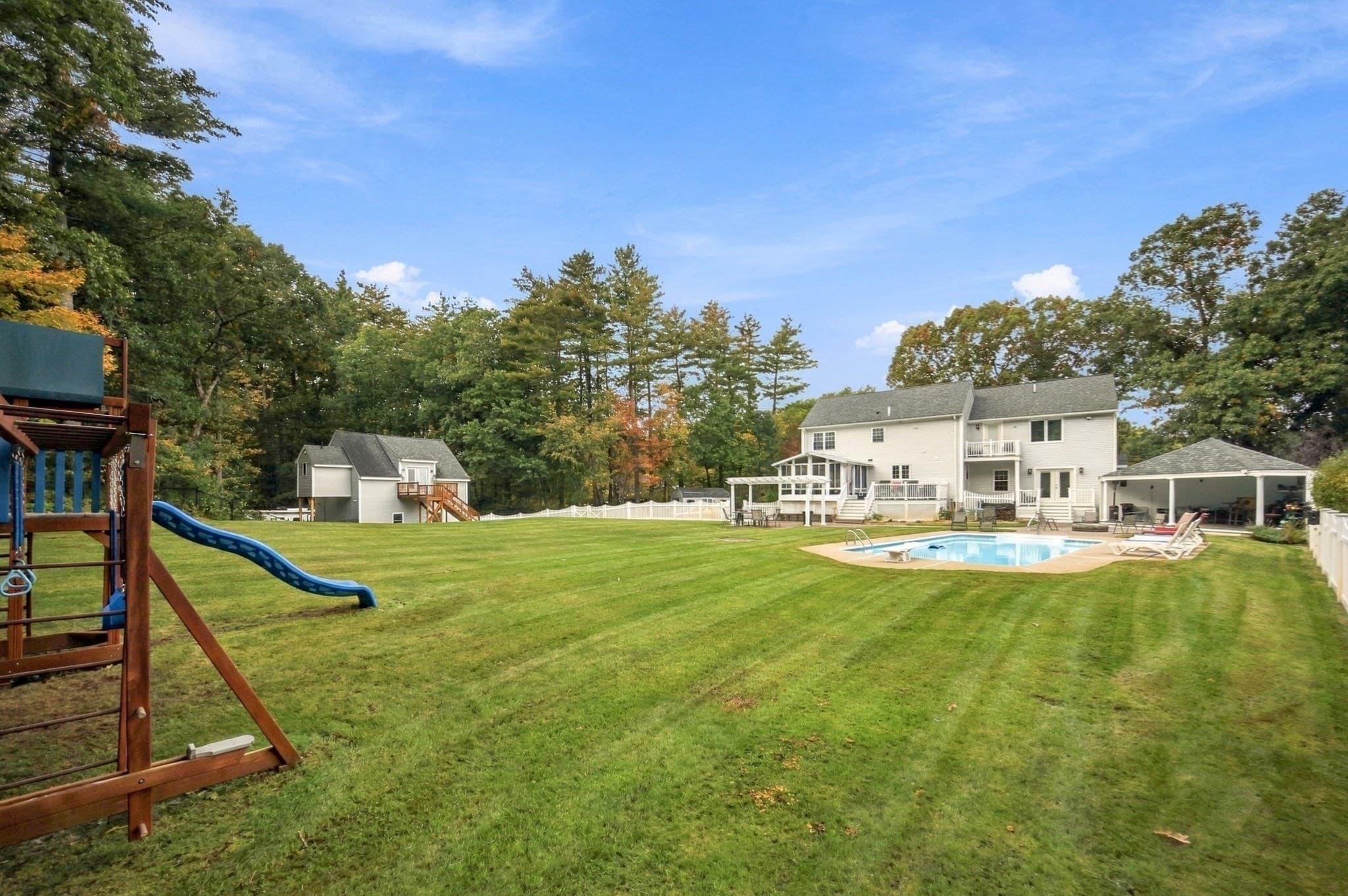 Single Family Residence at 15 Smith Corner Road, Plaistow NH 03865, Plaistow, photo 8 of 41