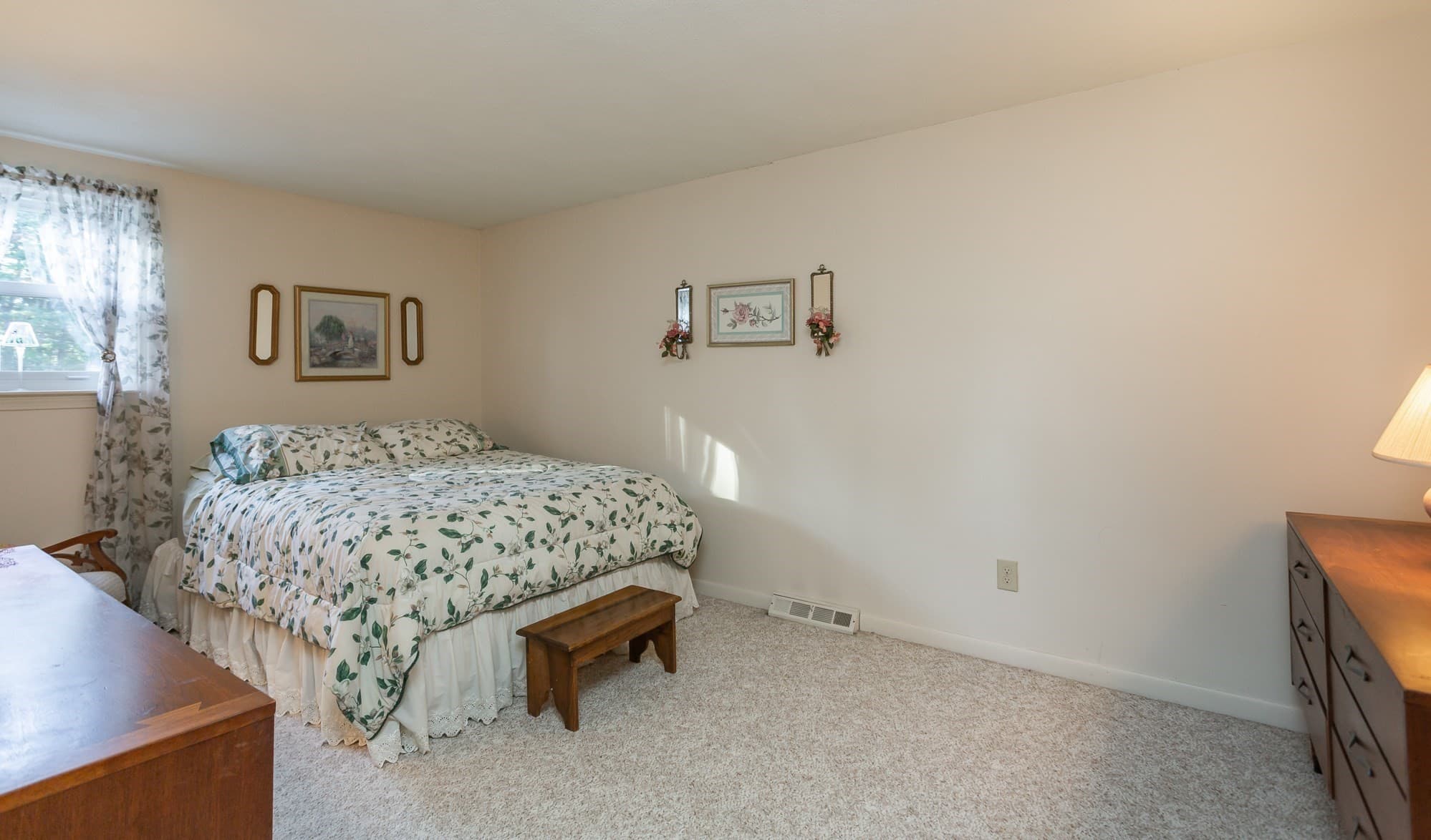 Single Family Residence at 181 Elizabeth Drive, Raynham MA 02767, Raynham, photo 13 of 27