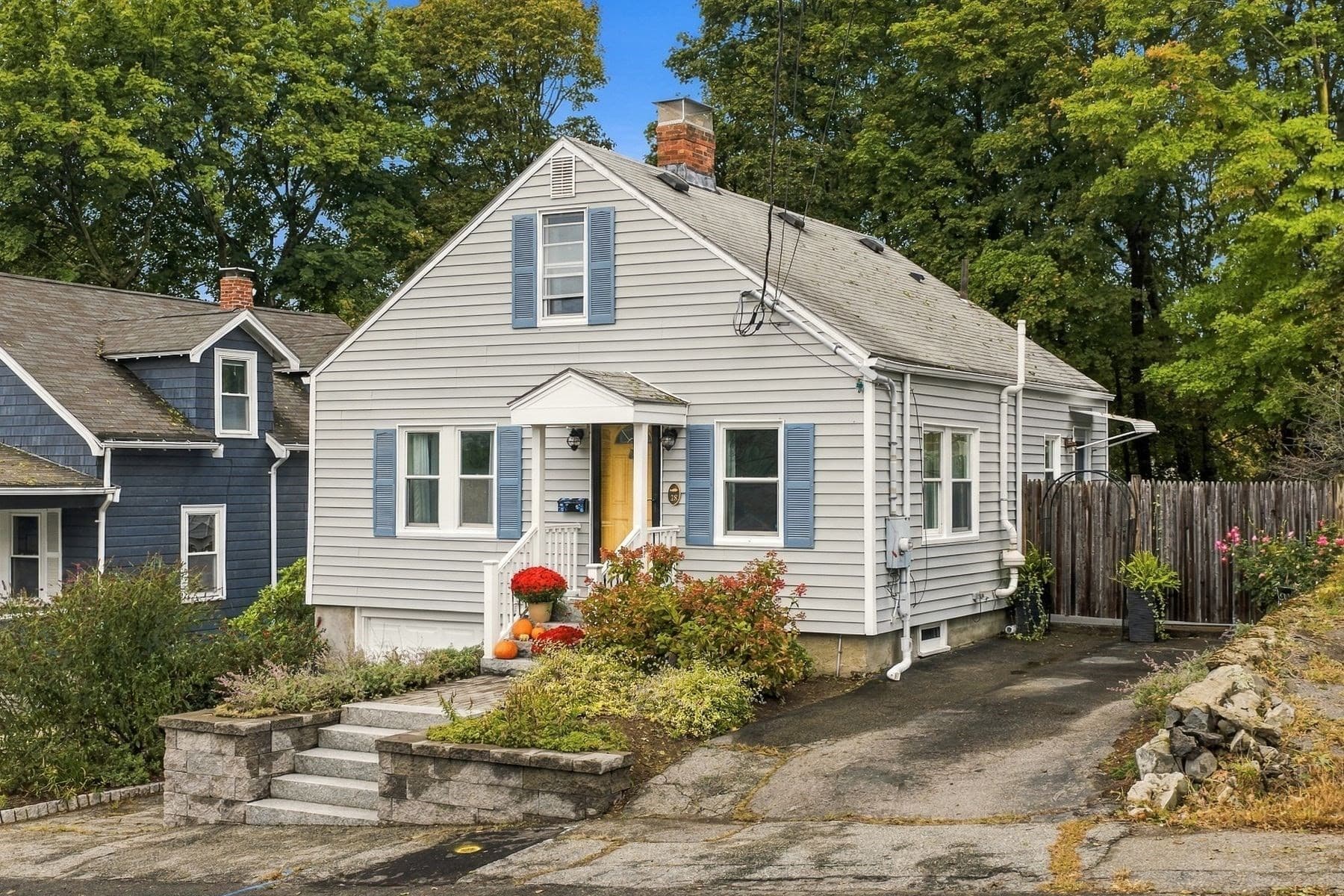 Single Family Residence at 28 Eastman Ave, Swampscott MA 01907, Swampscott, photo 2 of 24