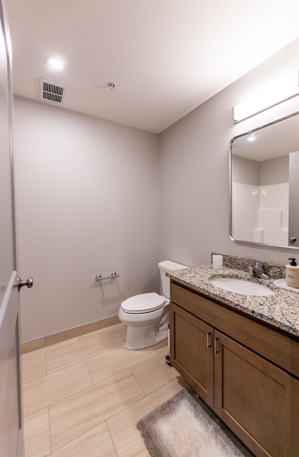 Apartment at 90 Grove St # 406, Worcester MA 01605, photo 7 of 7