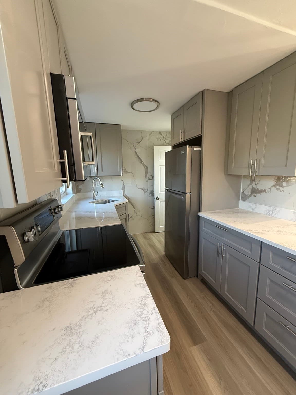 Condominium at 36 Bishop Dr # 36, Framingham MA 01702, Framingham, photo 7 of 23