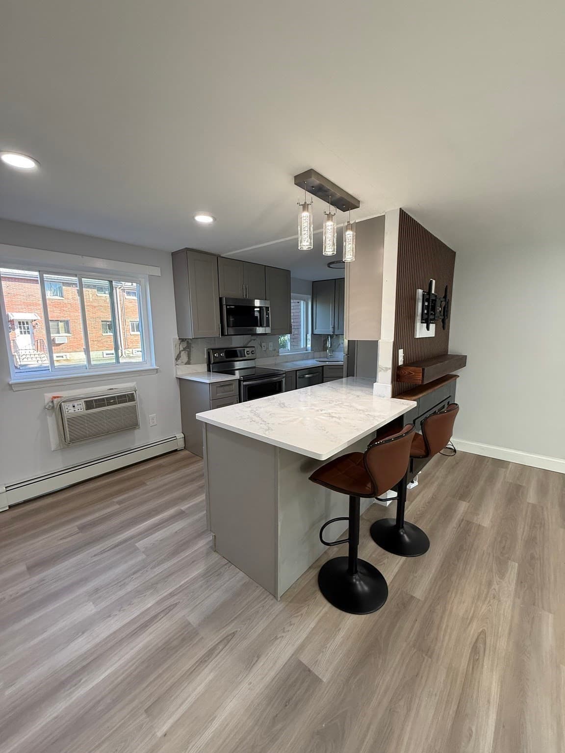 Condominium at 36 Bishop Dr # 36, Framingham MA 01702, Framingham, photo 4 of 23