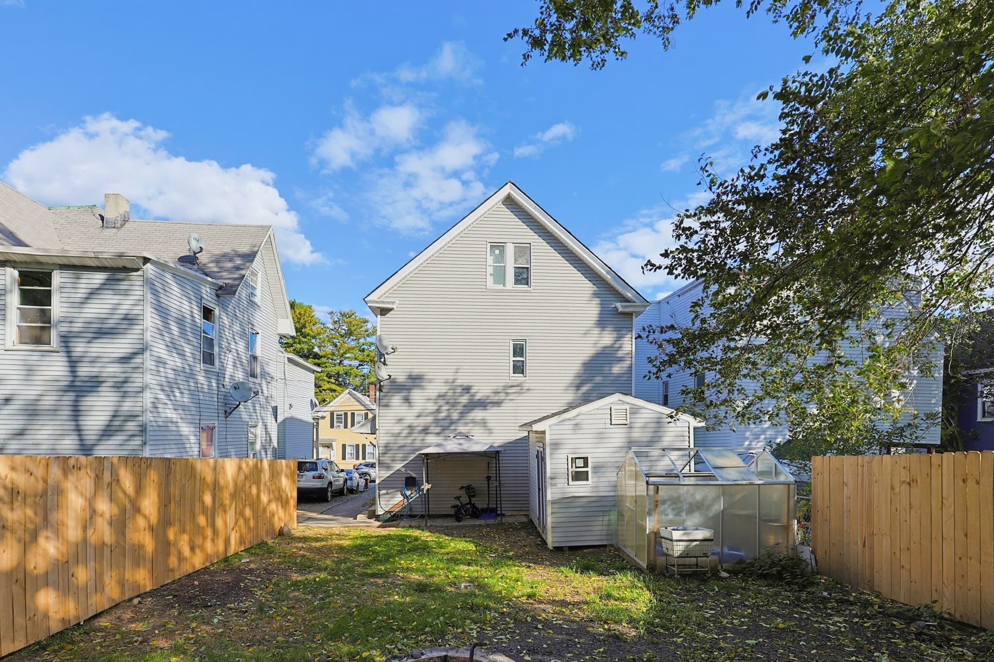 2 Family - 2 Units Up/Down at 161 Smith St, Lowell MA 01851, Lowell, photo 3 of 42