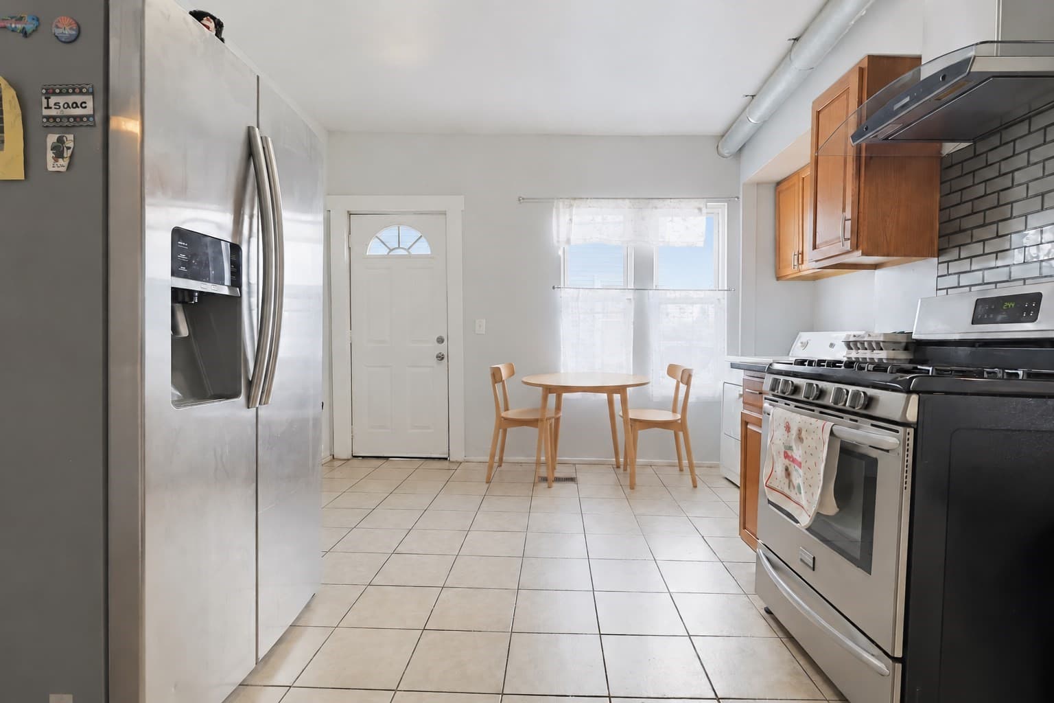 2 Family - 2 Units Up/Down at 161 Smith St, Lowell MA 01851, Lowell, photo 15 of 42