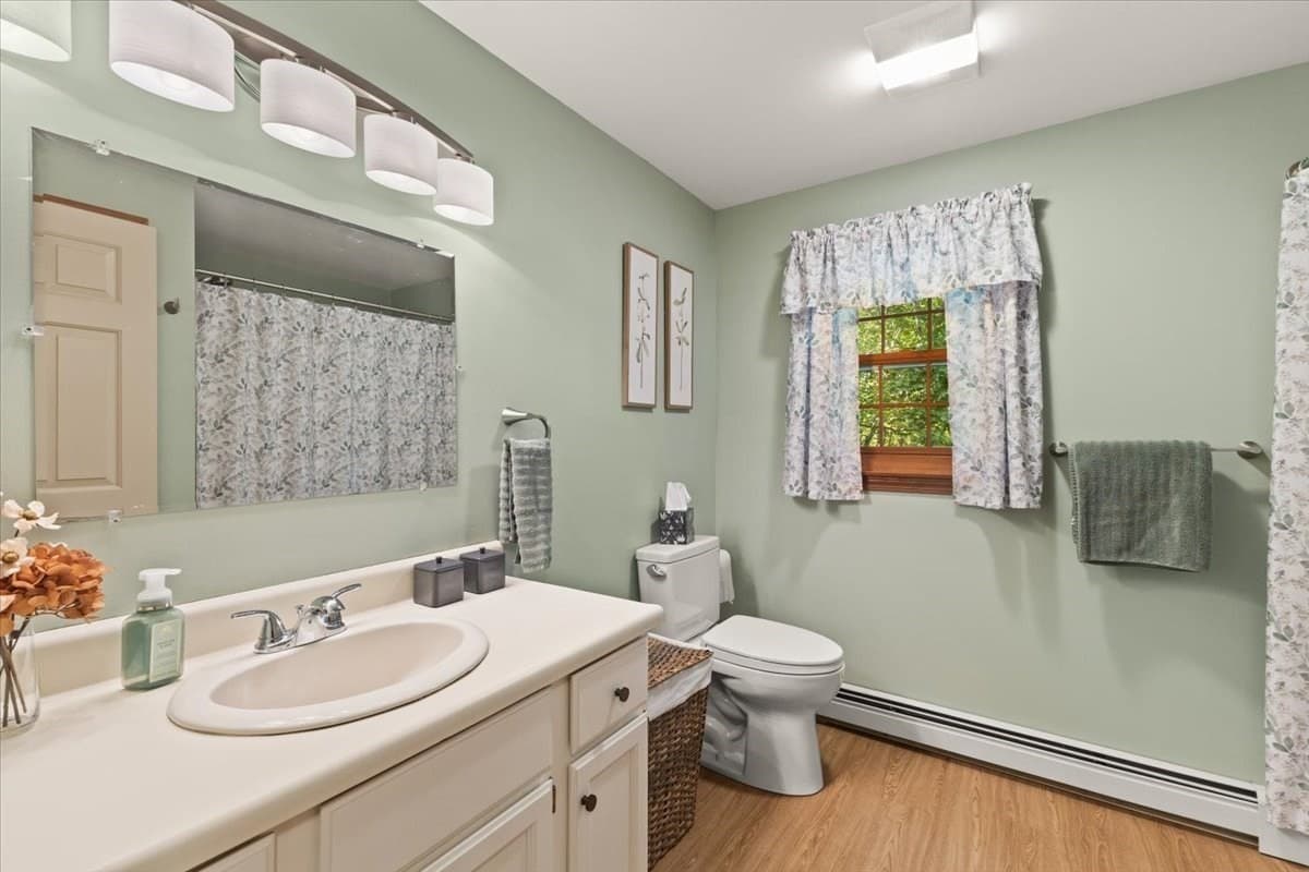 Single Family Residence at 8 George Littlefield Circle, Middleboro MA 02346, Middleboro, photo 22 of 35
