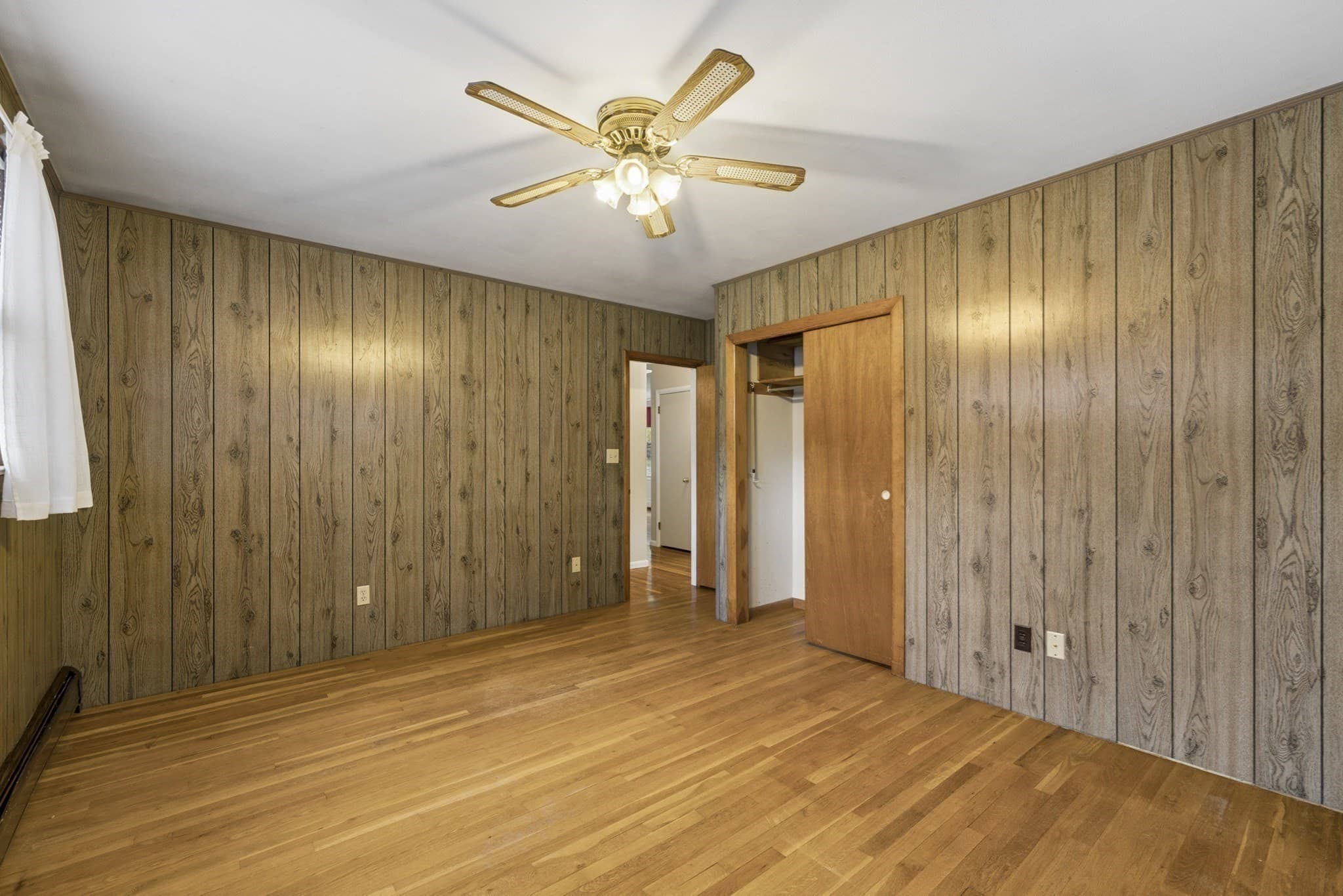 Single Family Residence at 30 Lee Rd, Dracut MA 01826, Dracut, photo 16 of 29