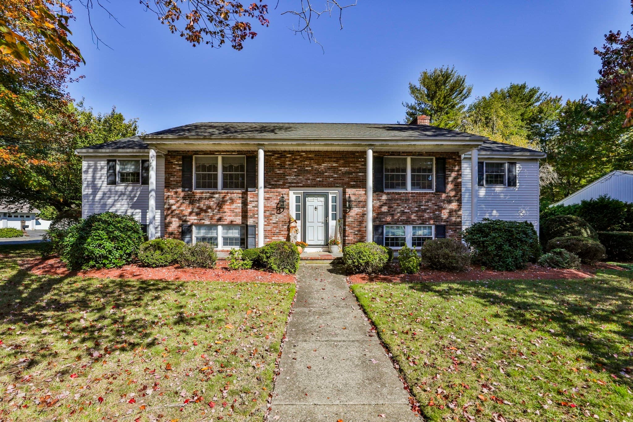 Single Family Residence at 25 Indian Rock Dr, Saugus MA 01906, Saugus, photo 2 of 42