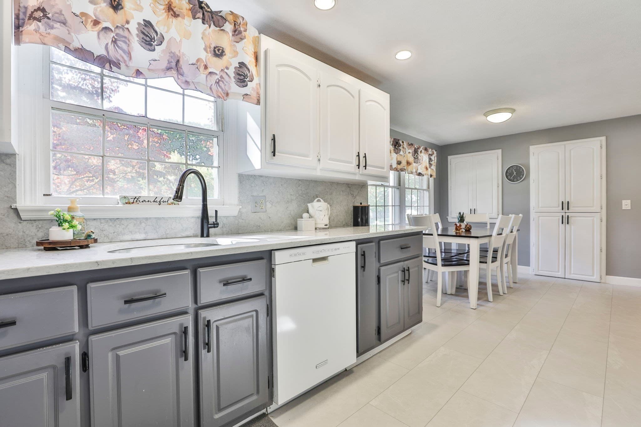 Single Family Residence at 25 Indian Rock Dr, Saugus MA 01906, Saugus, photo 6 of 42
