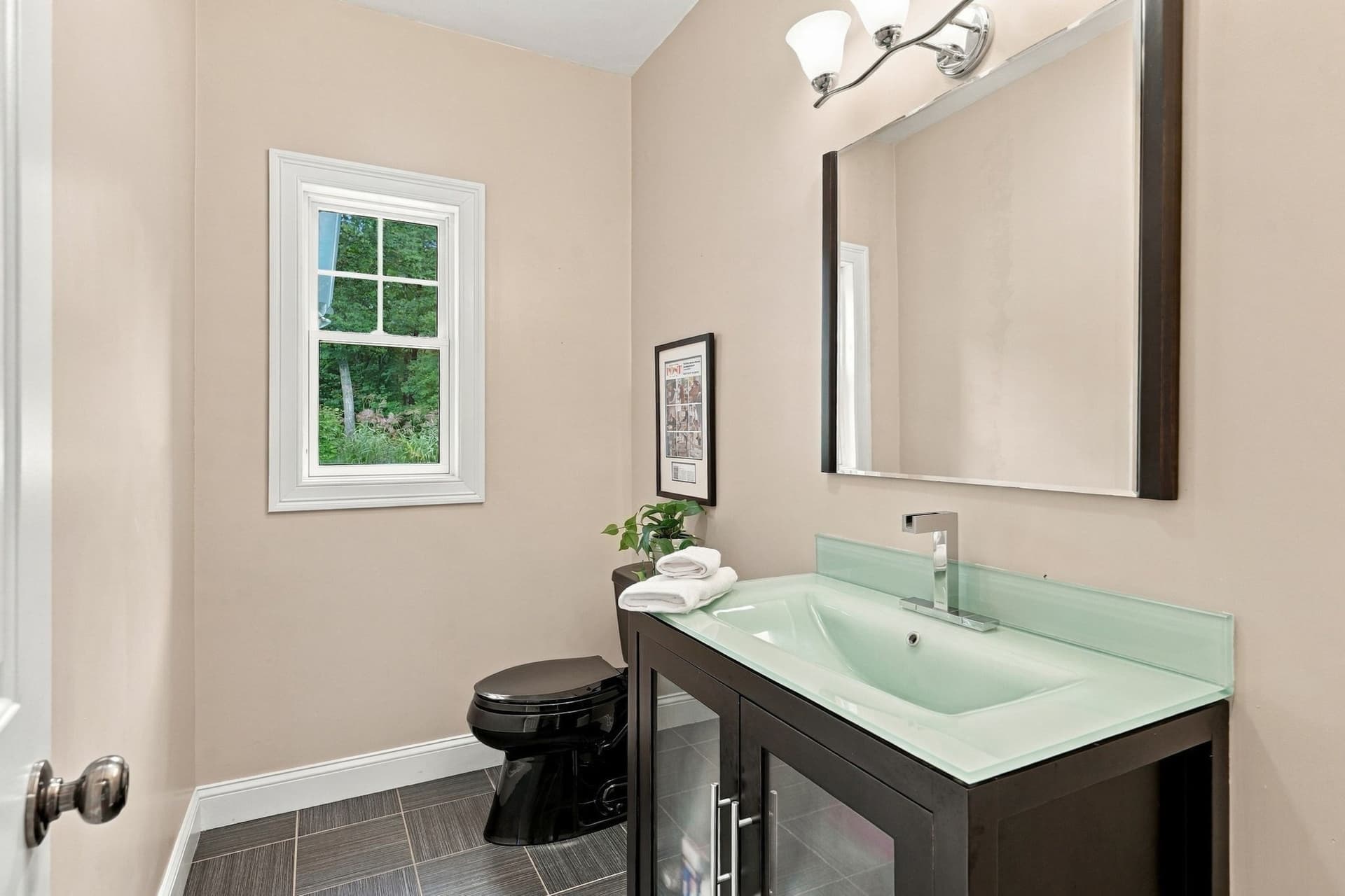 Single Family Residence at 20 Hillside Ln, Duxbury MA 02332, photo 20 of 42