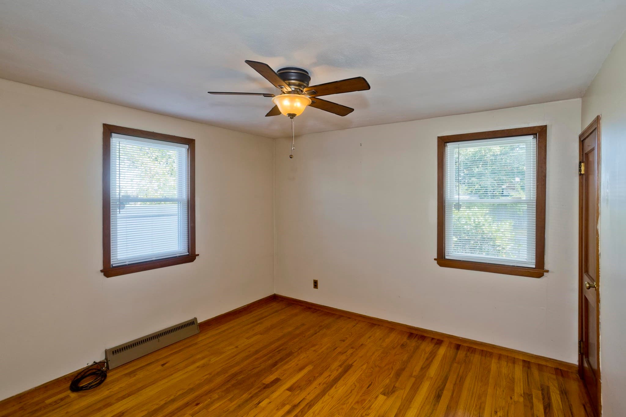 Single Family Residence at 29 Marguerite St, Chicopee MA 01020, Chicopee, photo 14 of 26