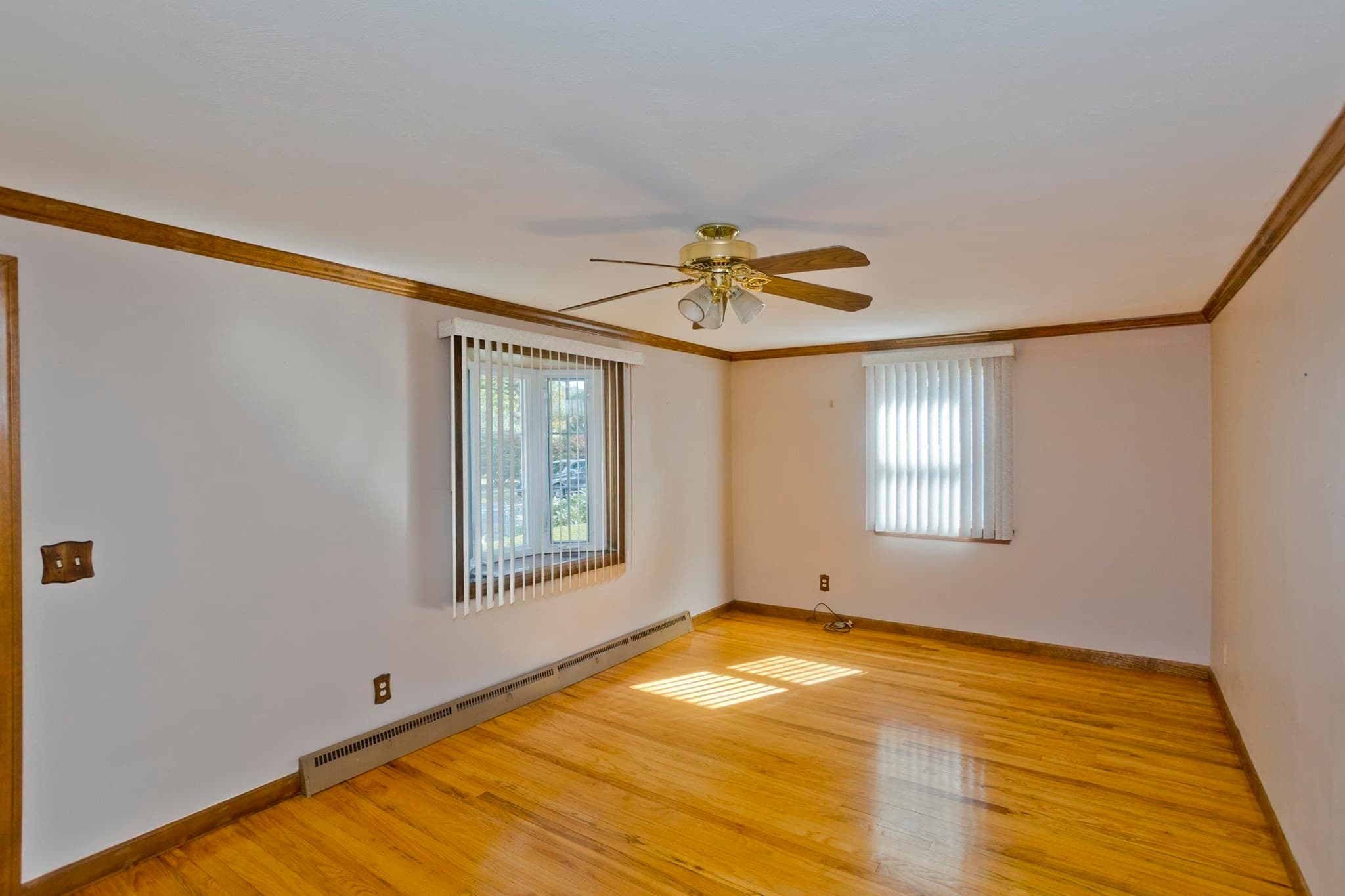 Single Family Residence at 29 Marguerite St, Chicopee MA 01020, Chicopee, photo 8 of 26