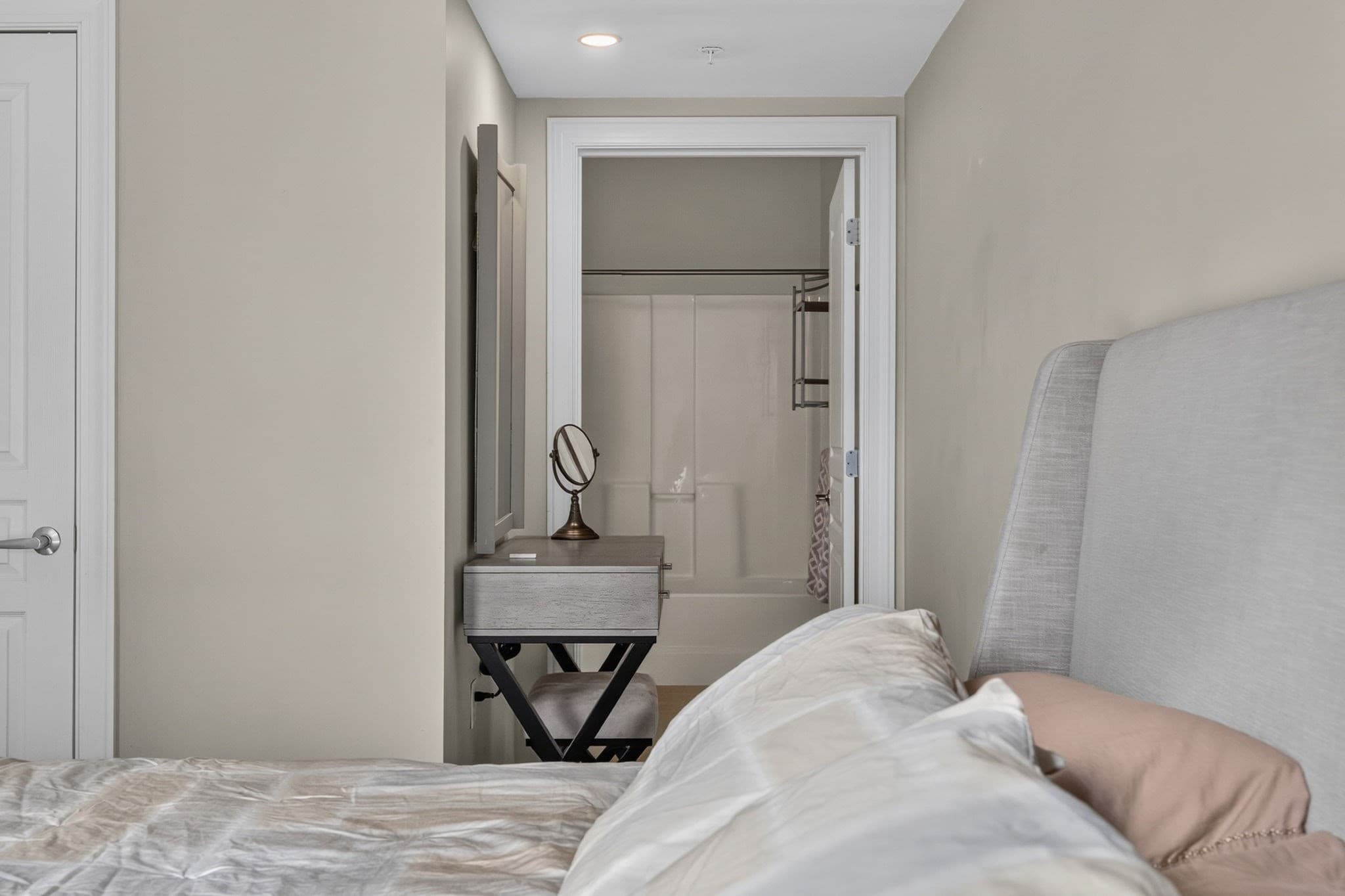 Condominium at 5 Repton Cir # 5213, Watertown MA 02472, Watertown, photo 16 of 34