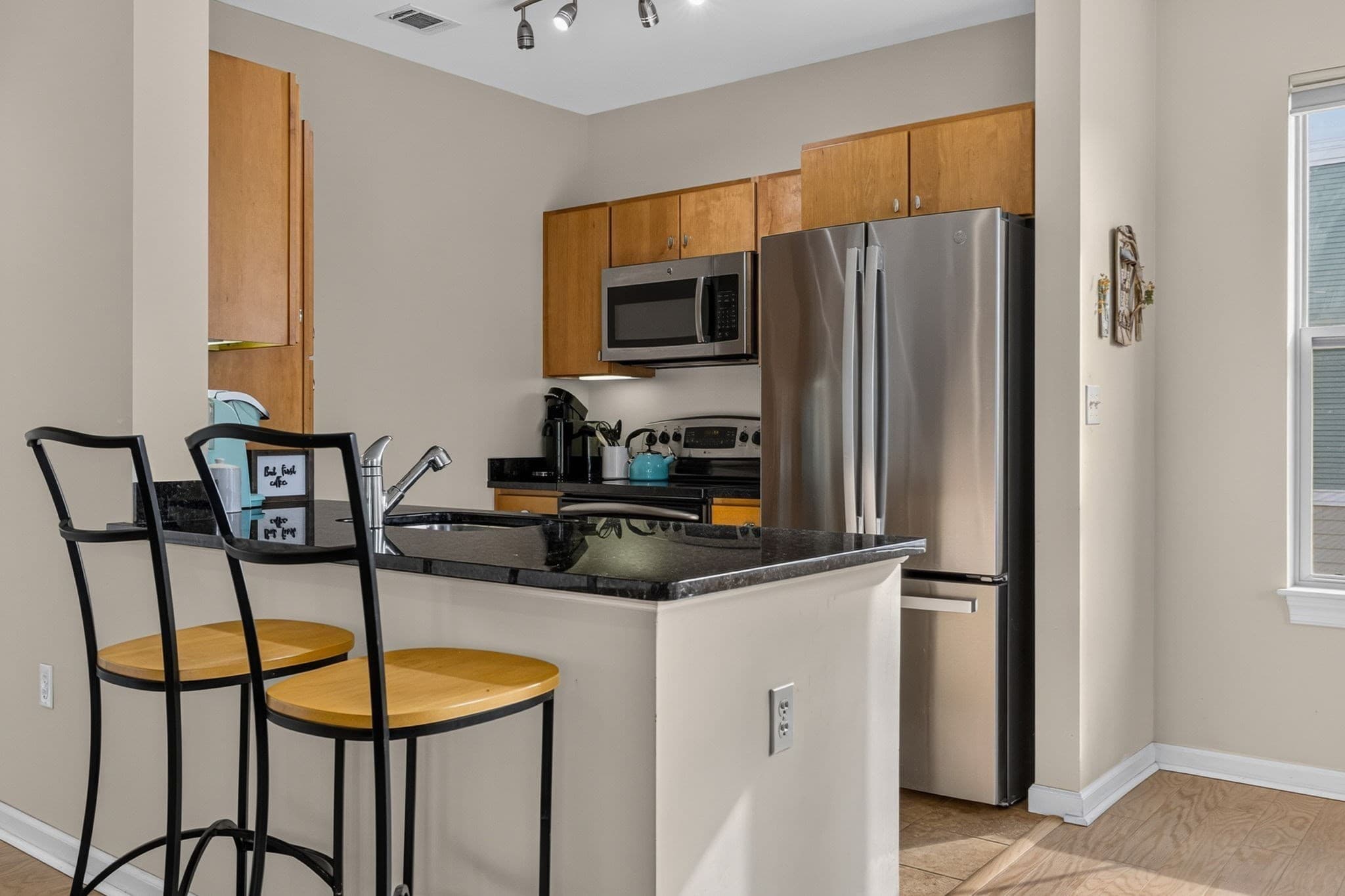 Condominium at 5 Repton Cir # 5213, Watertown MA 02472, Watertown, photo 7 of 34