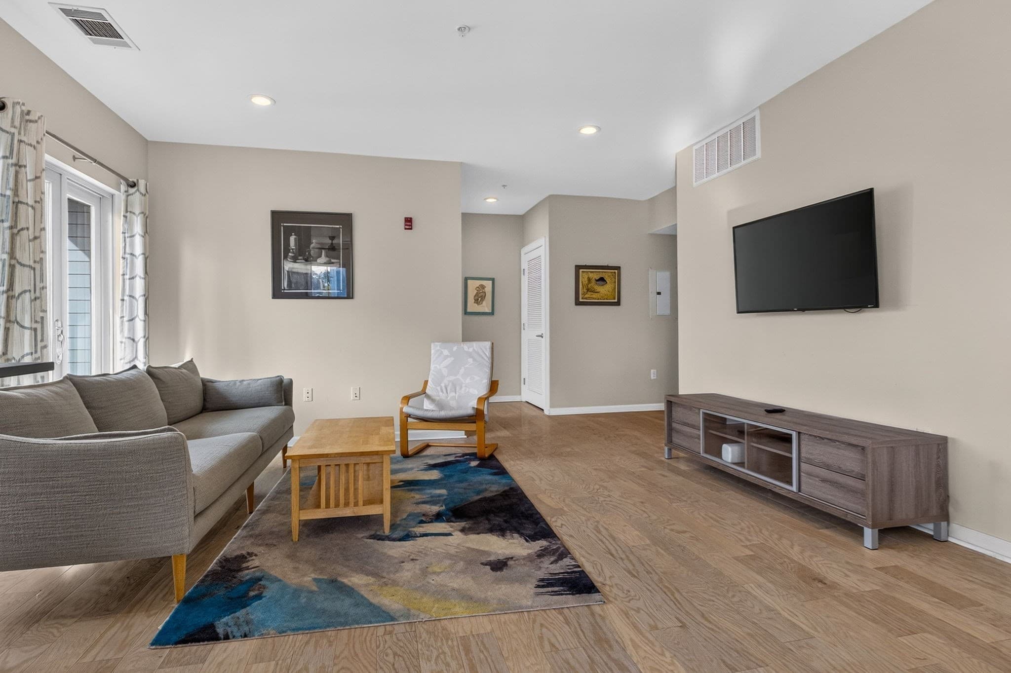 Condominium at 5 Repton Cir # 5213, Watertown MA 02472, Watertown, photo 4 of 34