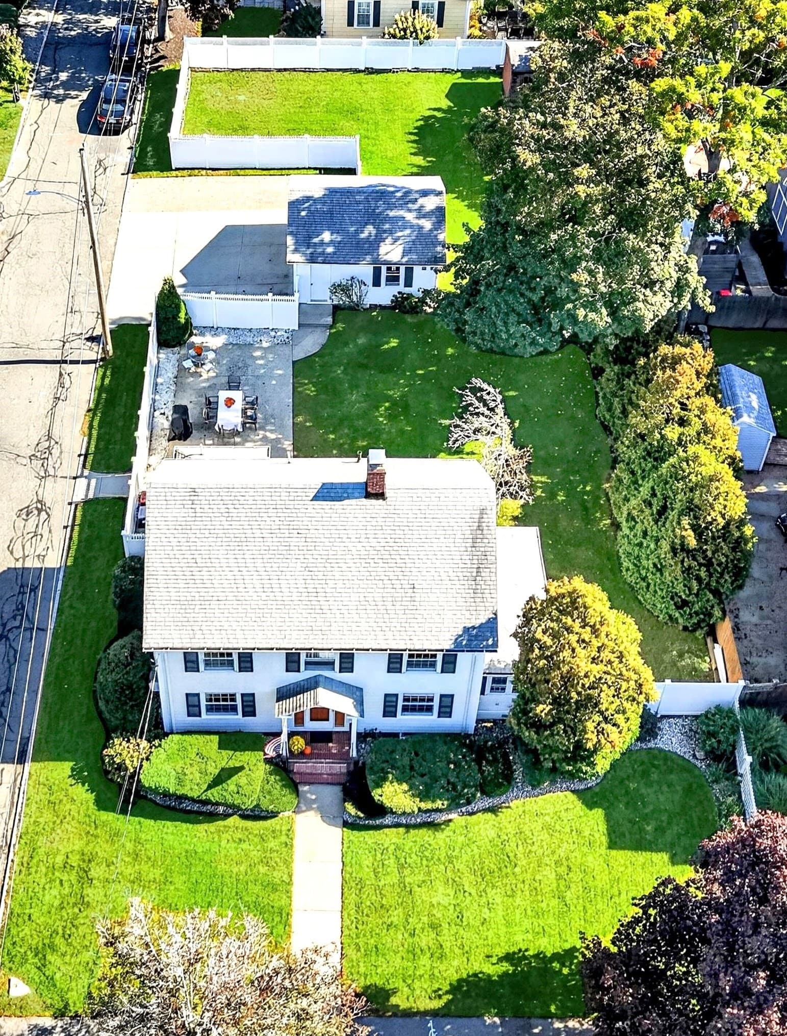 Single Family Residence at 21 Elm Street, Melrose MA 02176, Melrose, photo 2 of 42
