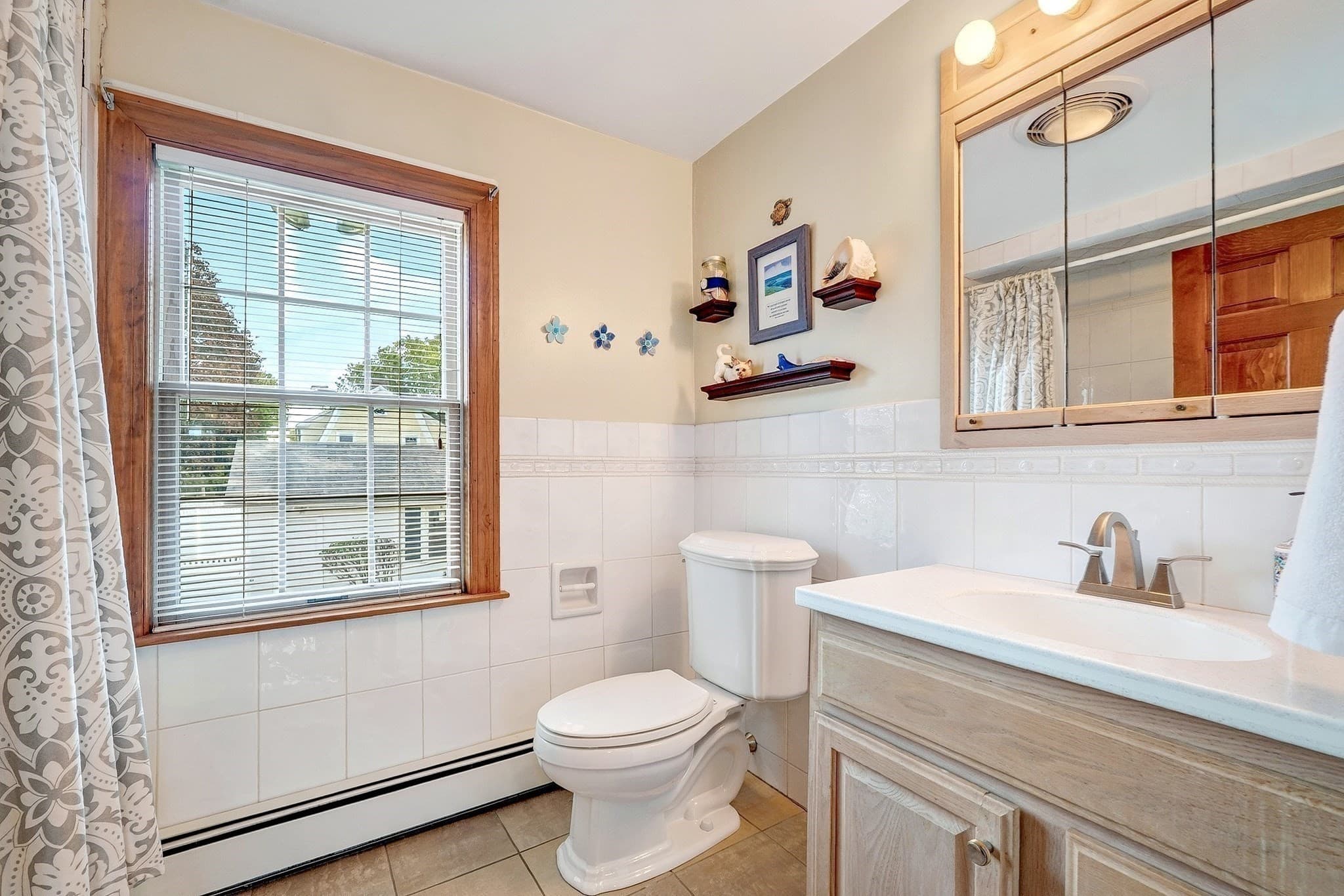 Single Family Residence at 21 Elm Street, Melrose MA 02176, Melrose, photo 24 of 42