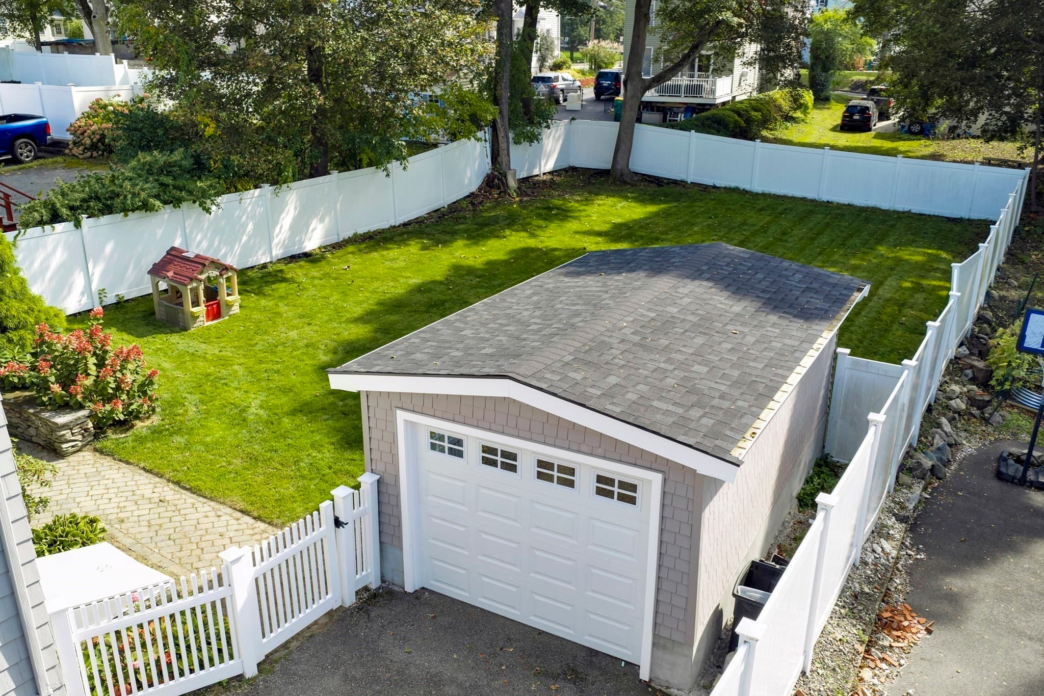 Single Family Residence at 18 Sturgis St, Woburn MA 01801, Woburn, photo 3 of 39