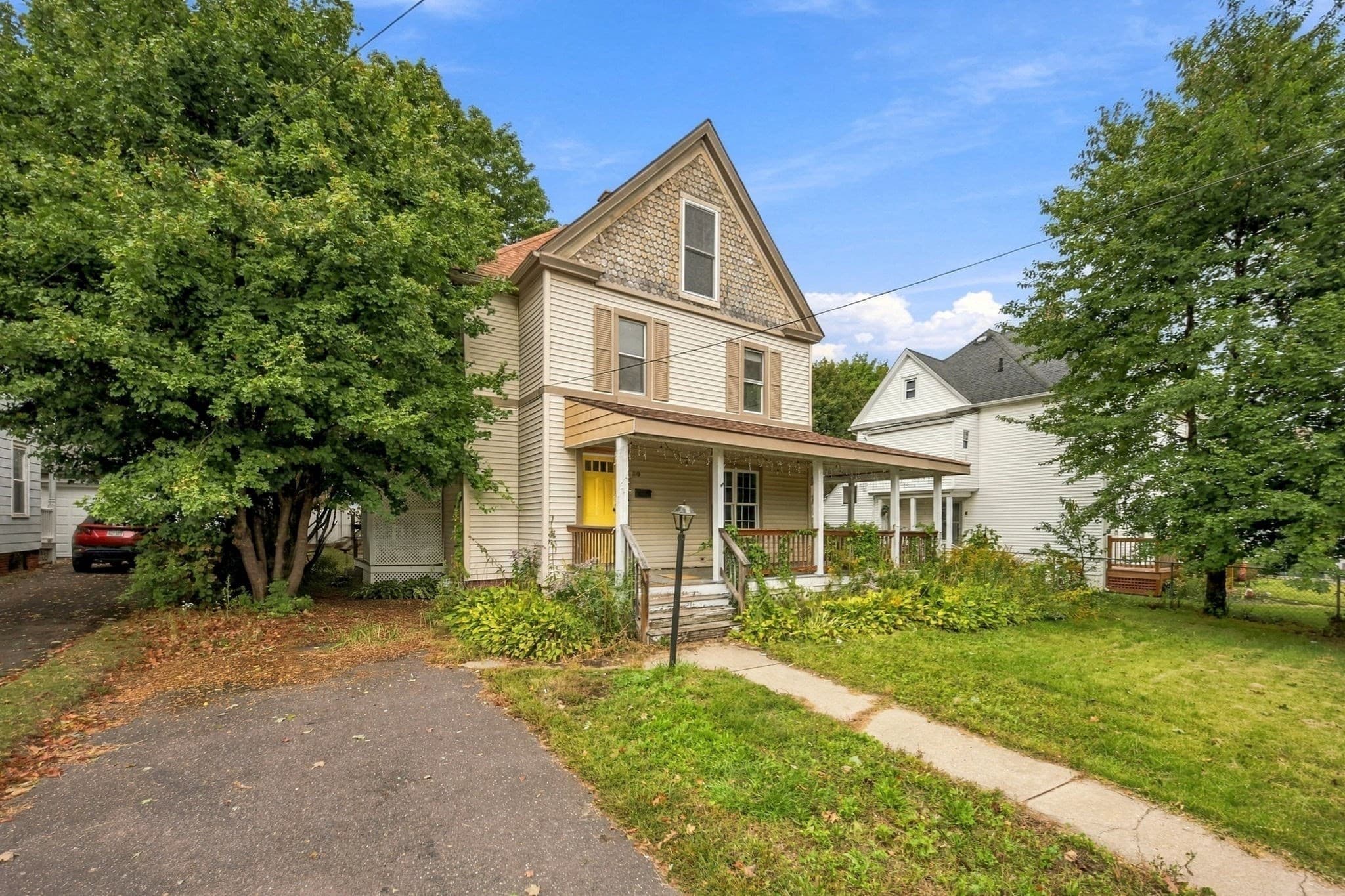 Single Family Residence at 30 Myrtle Ave, Holyoke MA 01040, Holyoke, photo 27 of 33