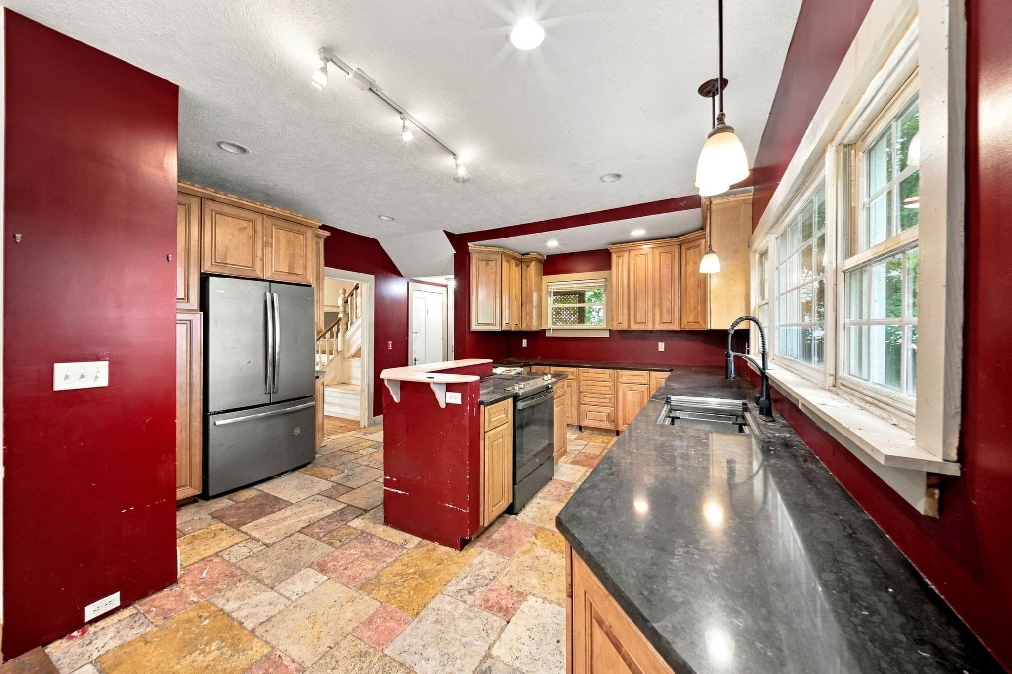 Single Family Residence at 30 Myrtle Ave, Holyoke MA 01040, Holyoke, photo 2 of 33