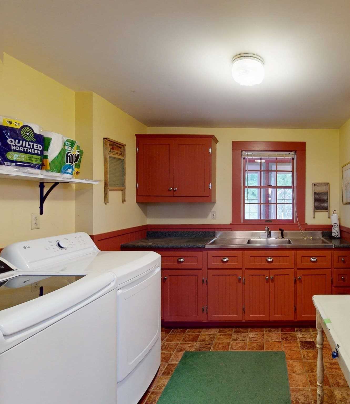 Single Family Residence at 337 Log Plain Rd, Greenfield MA 01301, Greenfield, photo 4 of 29