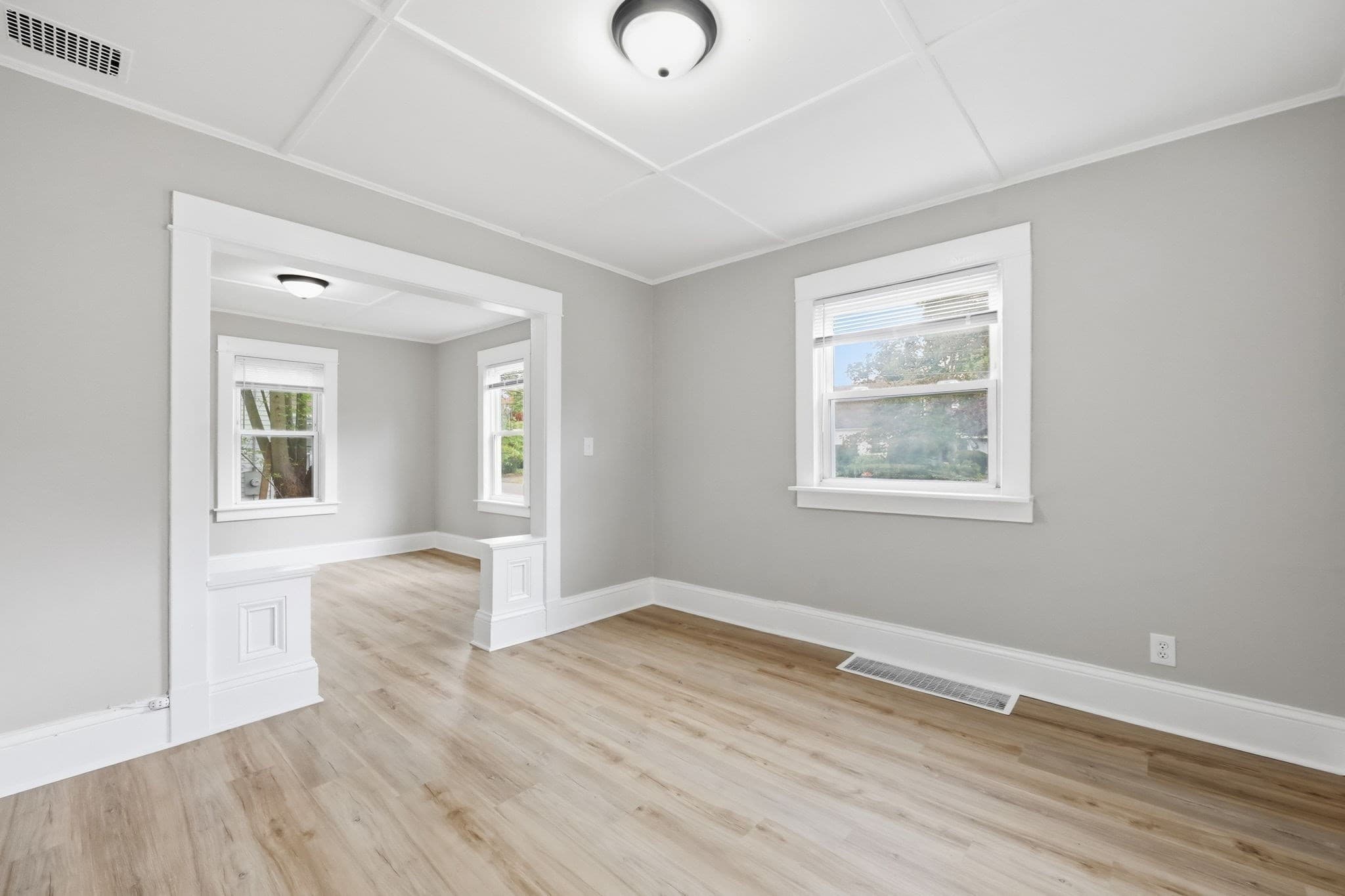 Single Family Residence at 13 Furrow St, Westfield MA 01085, Westfield, photo 8 of 32