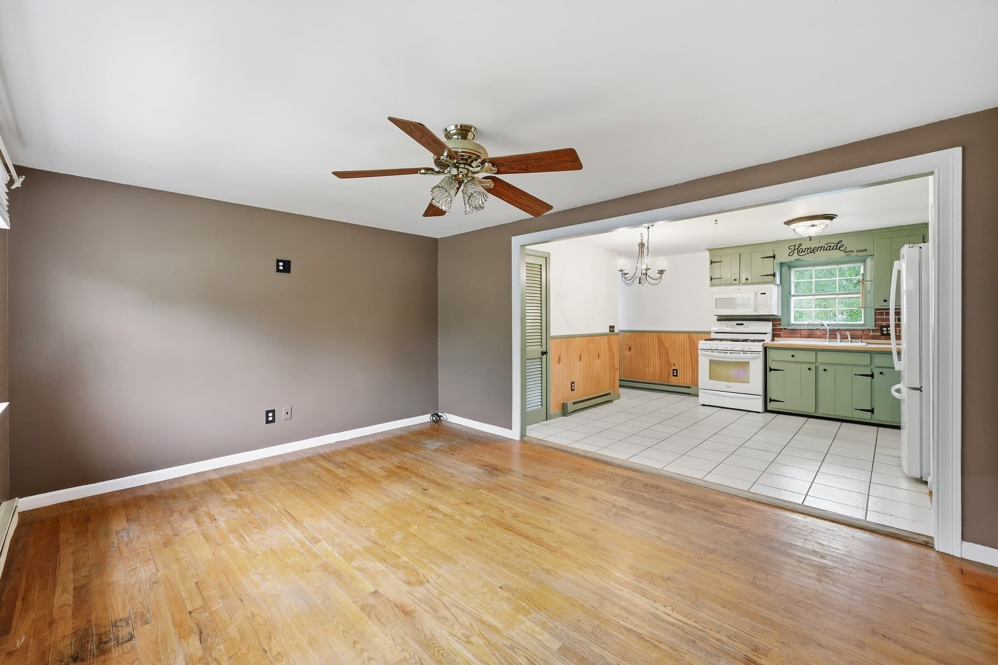 Single Family Residence at 50 Finch Rd, Springfield MA 01119, Springfield, photo 20 of 32