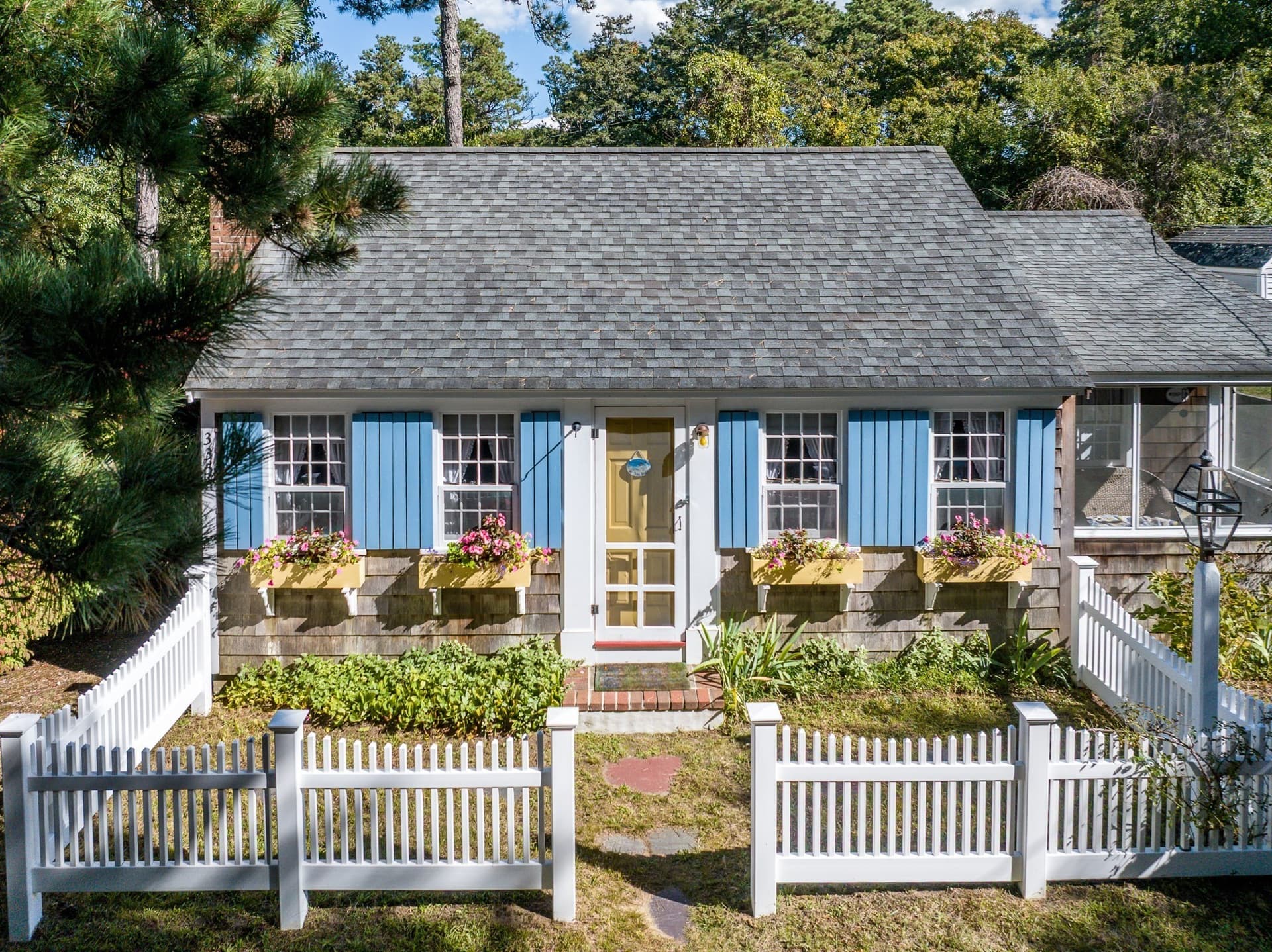 335 Lower County Rd, Dennis MA 02639