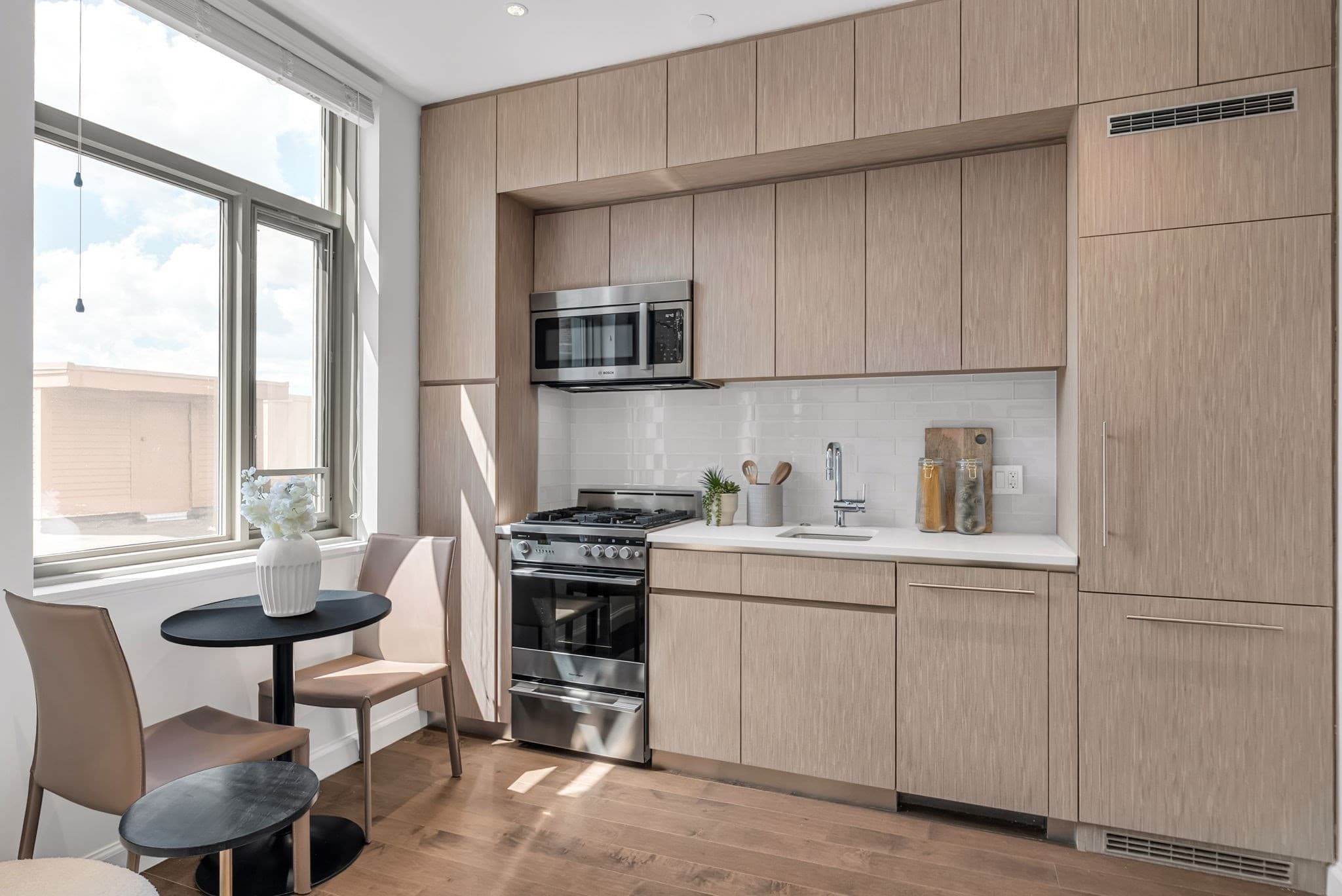 Condominium at 43 Westland Ave # 510, Boston MA 02115, Boston, photo 2 of 16