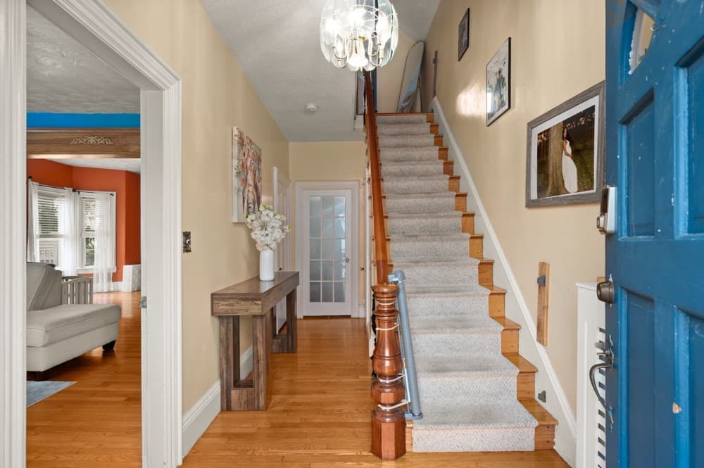 Single Family Residence at 55 Arlington St, Lowell MA 01854, Lowell, photo 6 of 42